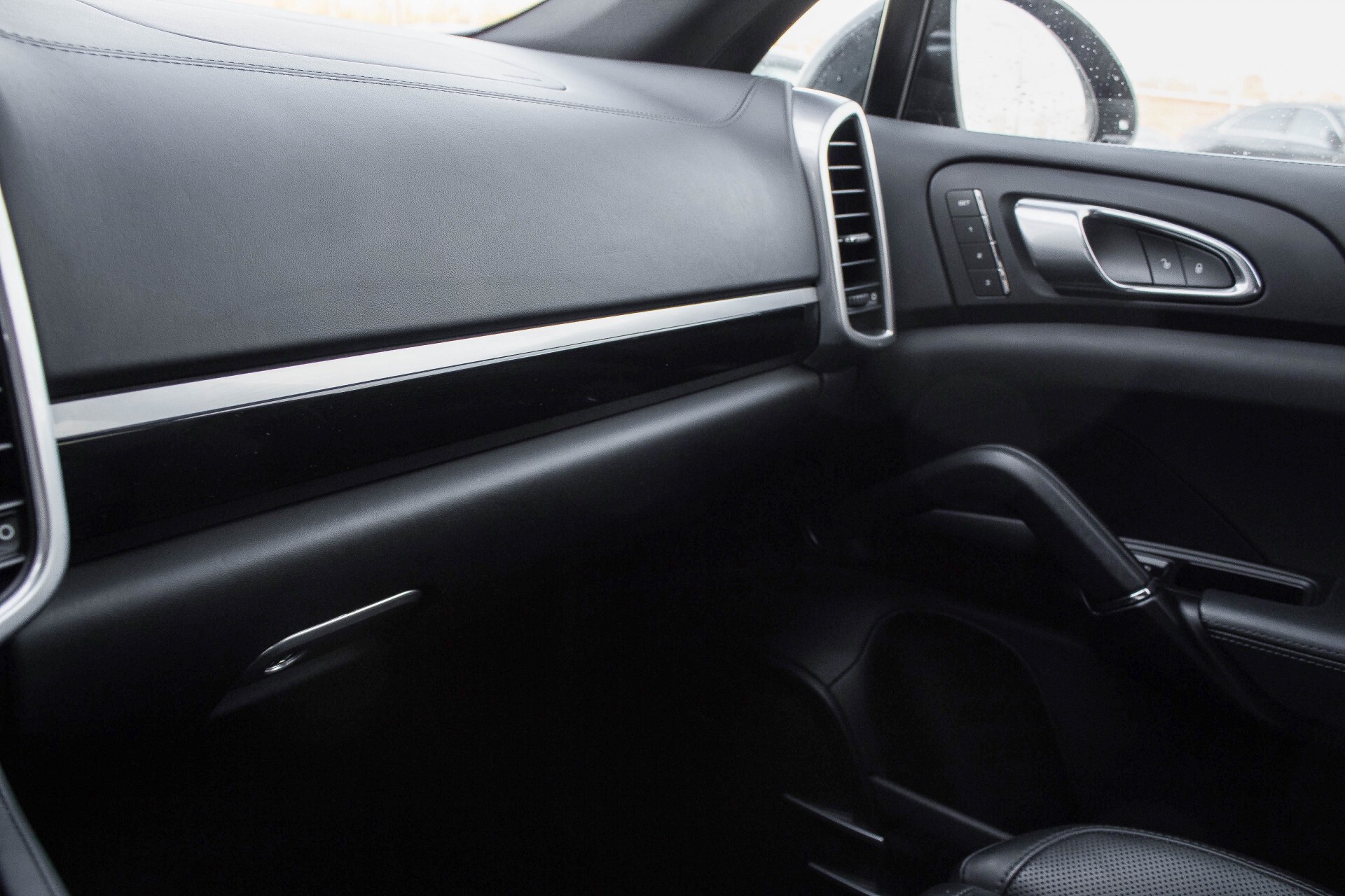 Porsche Cayenne 4.2 D S Sportdesign Adaptive 18-weg stoelen/Bose/Panorama/Blackpack Aut8 Foto 33