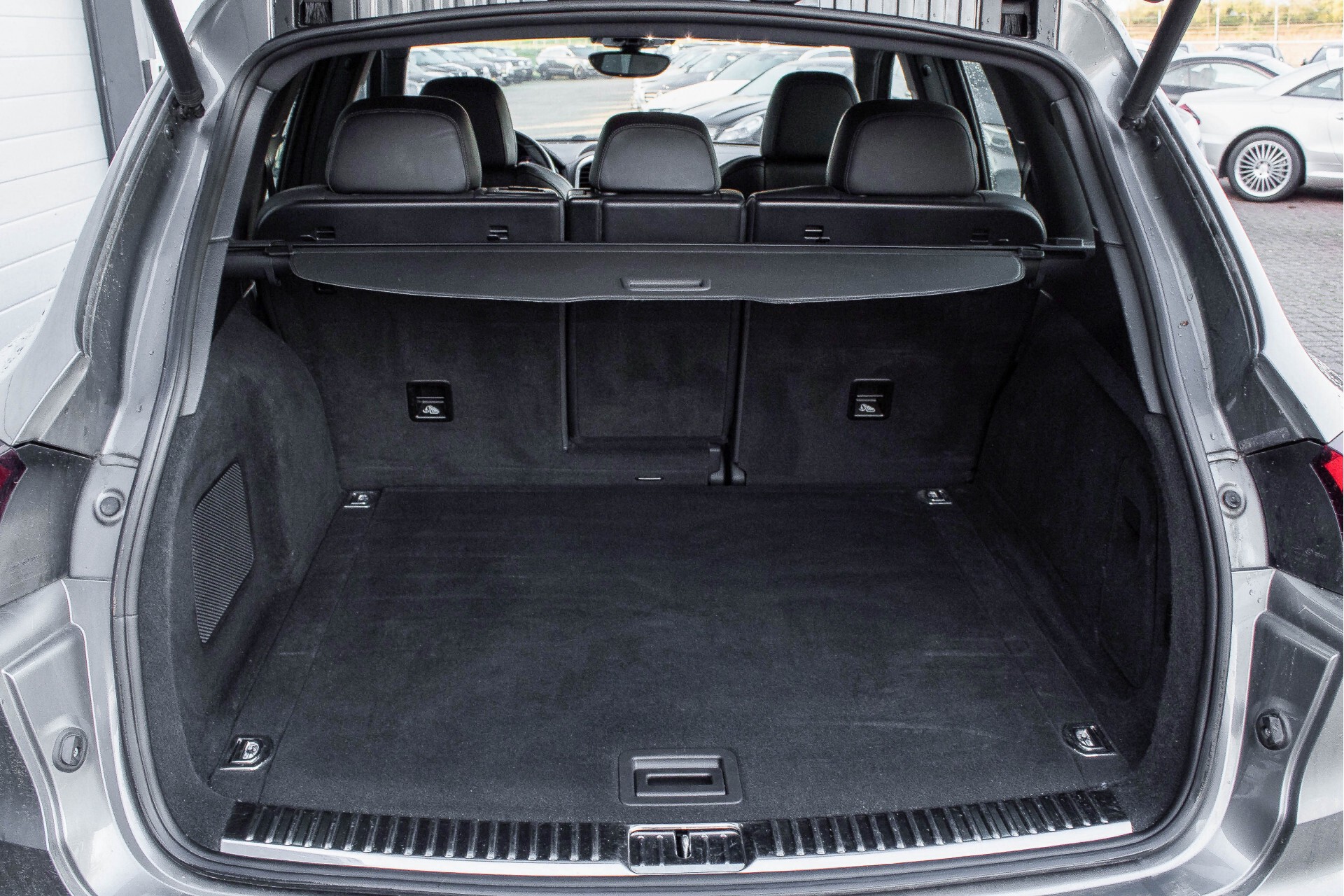 Porsche Cayenne 4.2 D S Sportdesign Adaptive 18-weg stoelen/Bose/Panorama/Blackpack Aut8 Foto 36