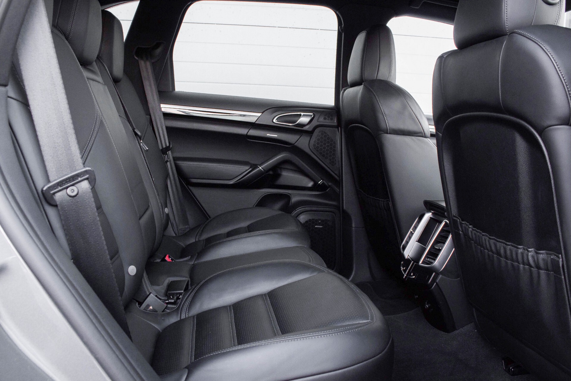 Porsche Cayenne 4.2 D S Sportdesign Adaptive 18-weg stoelen/Bose/Panorama/Blackpack Aut8 Foto 4