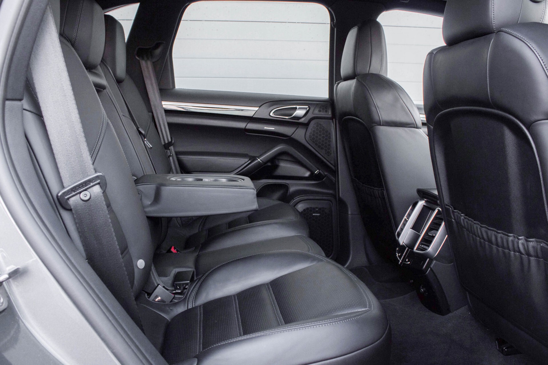 Porsche Cayenne 4.2 D S Sportdesign Adaptive 18-weg stoelen/Bose/Panorama/Blackpack Aut8 Foto 5