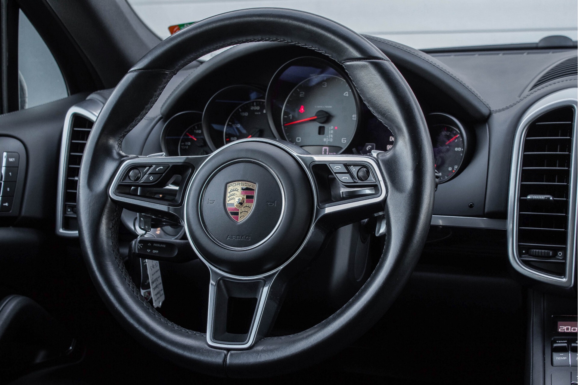 Porsche Cayenne 4.2 D S Sportdesign Adaptive 18-weg stoelen/Bose/Panorama/Blackpack Aut8 Foto 9