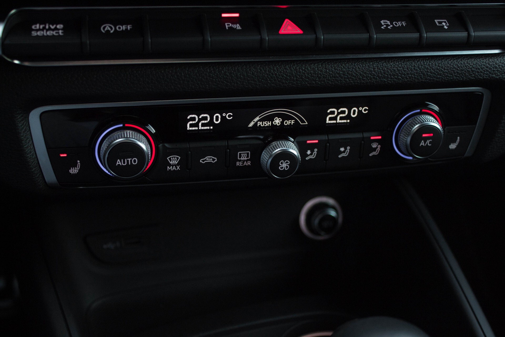 Audi A3 Limousine 2.0 TFSI S3 FACELIFT Quattro B&O/RSseats/Virtual/Pano/Xenon/Prolineplus Aut7 Foto 18