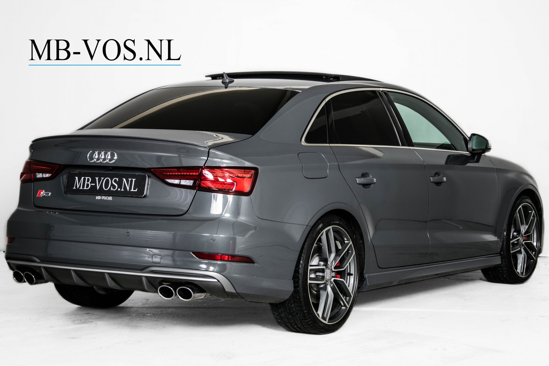 Audi A3 Limousine 2.0 TFSI S3 FACELIFT Quattro B&O/RSseats/Virtual/Pano/Xenon/Prolineplus Aut7 Foto 2