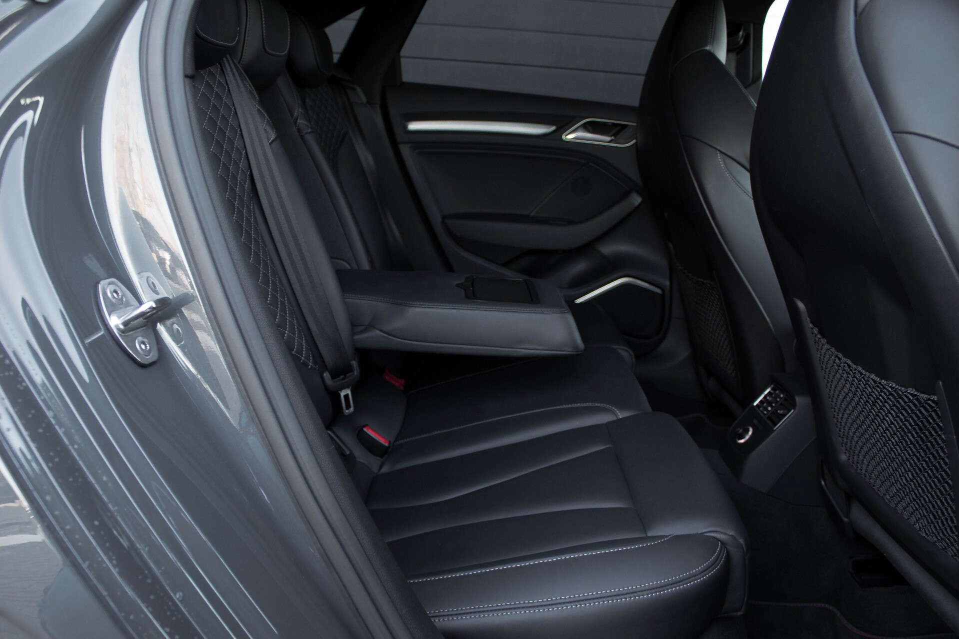 Audi A3 Limousine 2.0 TFSI S3 FACELIFT Quattro B&O/RSseats/Virtual/Pano/Xenon/Prolineplus Aut7 Foto 5