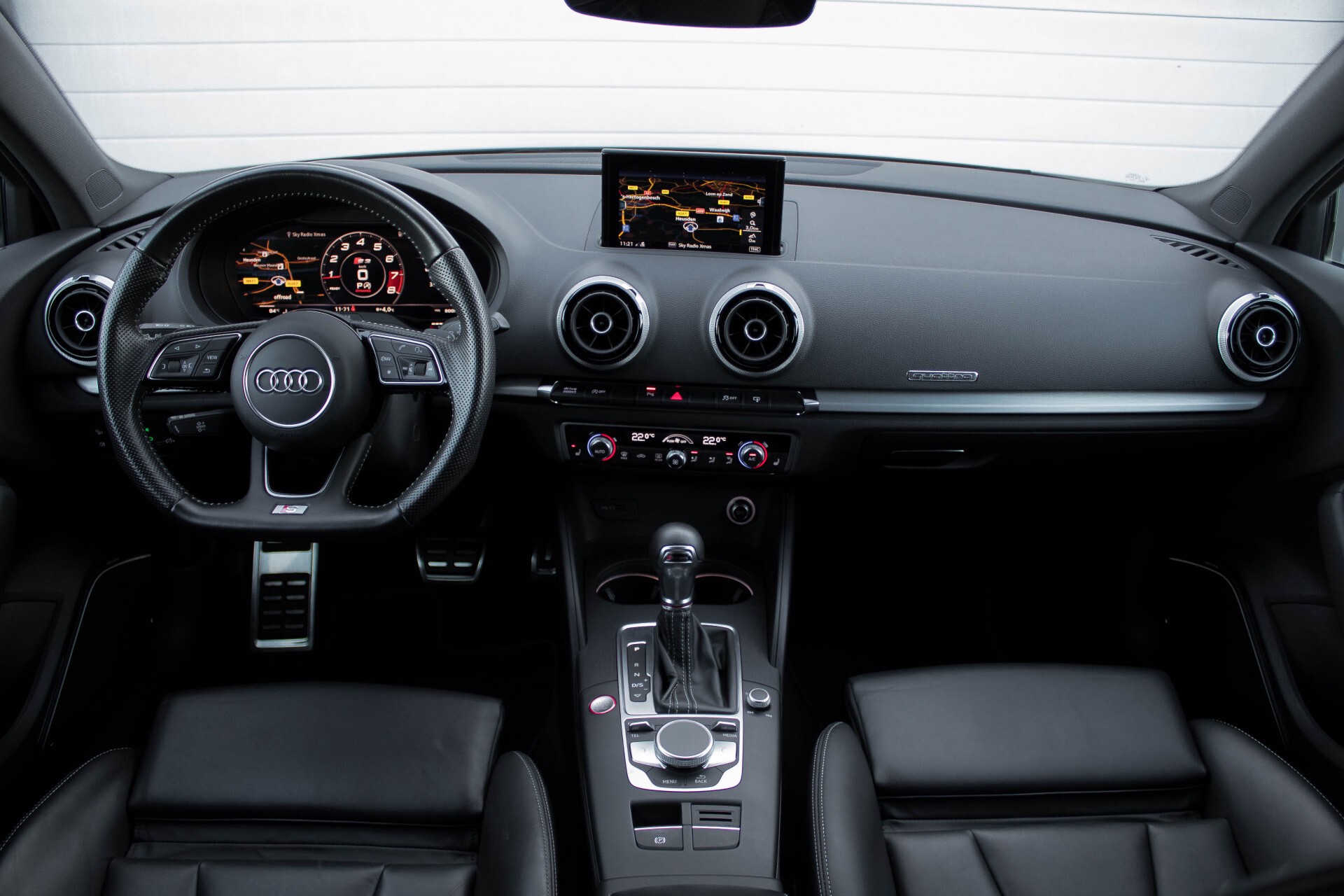 Audi A3 Limousine 2.0 TFSI S3 FACELIFT Quattro B&O/RSseats/Virtual/Pano/Xenon/Prolineplus Aut7 Foto 8