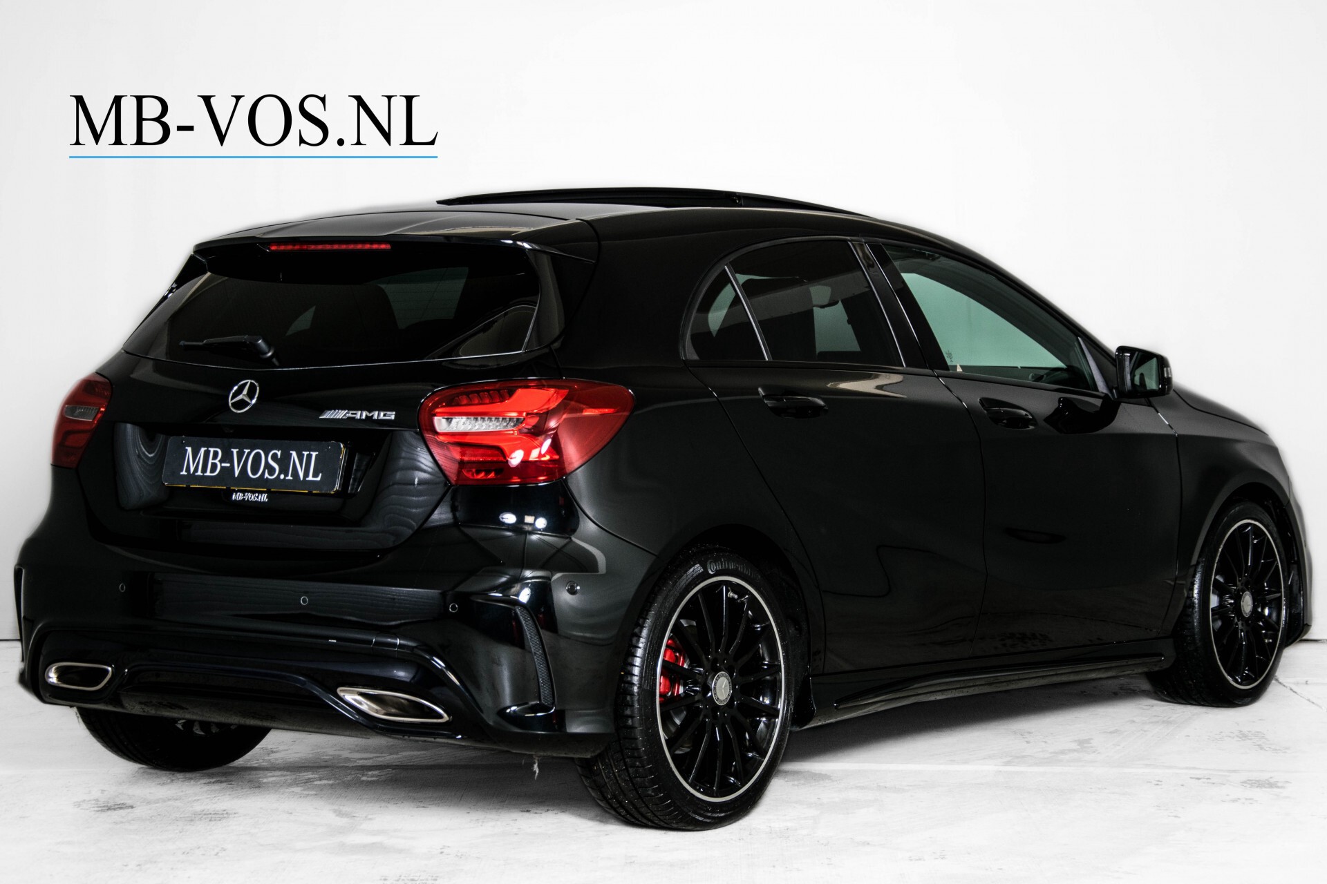 Mercedes-Benz A-Klasse 180 AMG Designoleder Night/Panorama/Camera Aut7 Foto 2