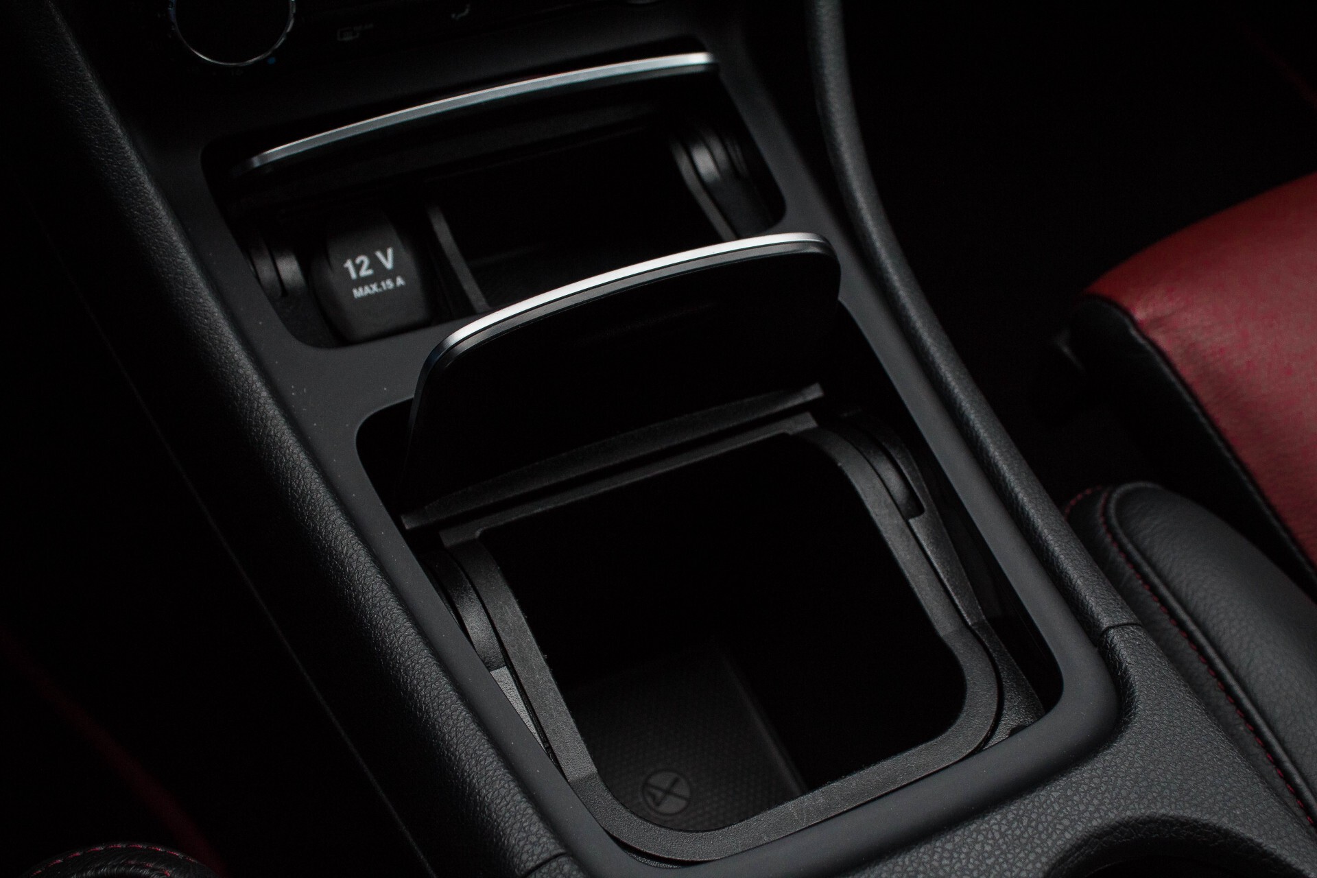 Mercedes-Benz A-Klasse 180 AMG Designoleder Night/Panorama/Camera Aut7 Foto 21