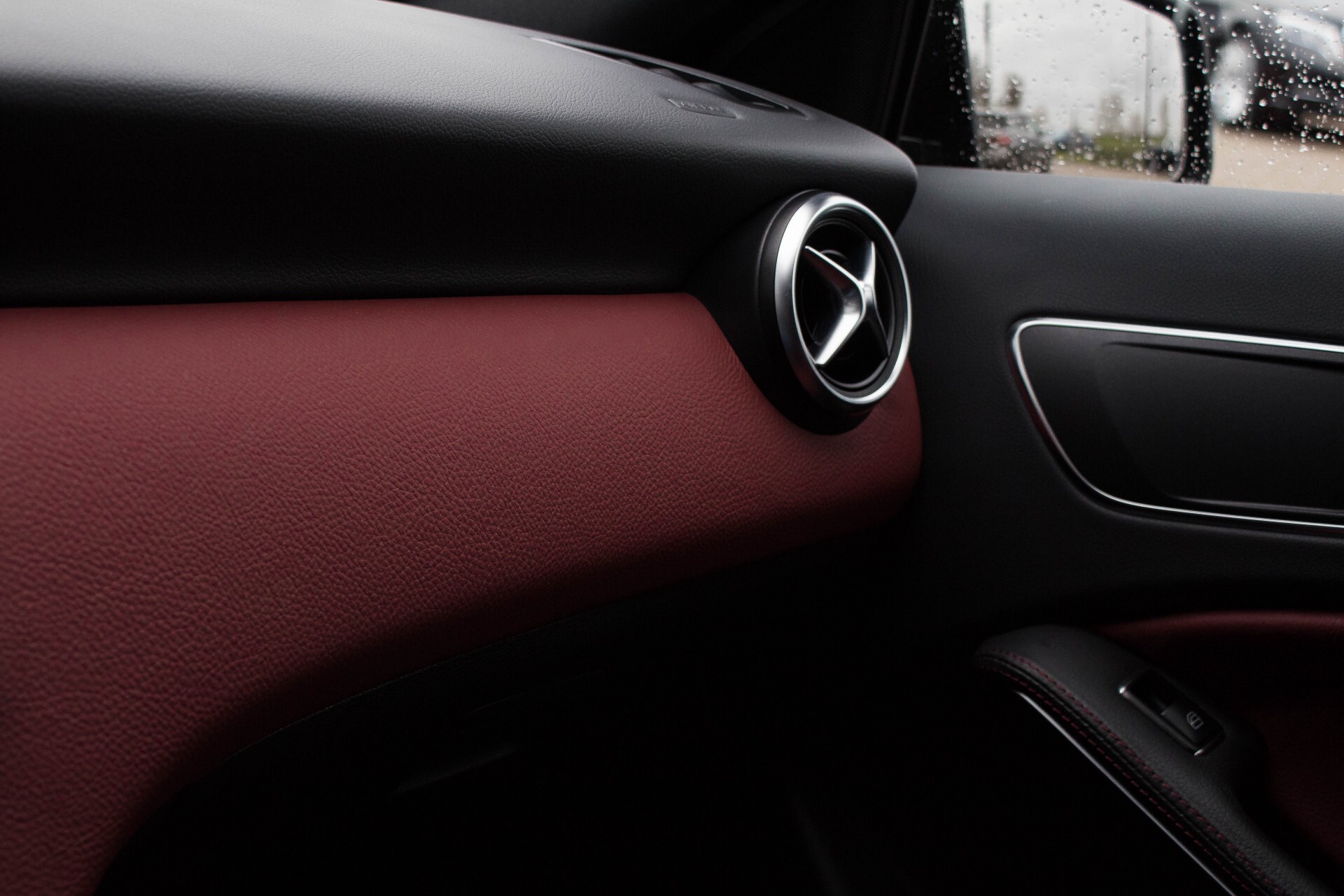 Mercedes-Benz A-Klasse 180 AMG Designoleder Night/Panorama/Camera Aut7 Foto 26