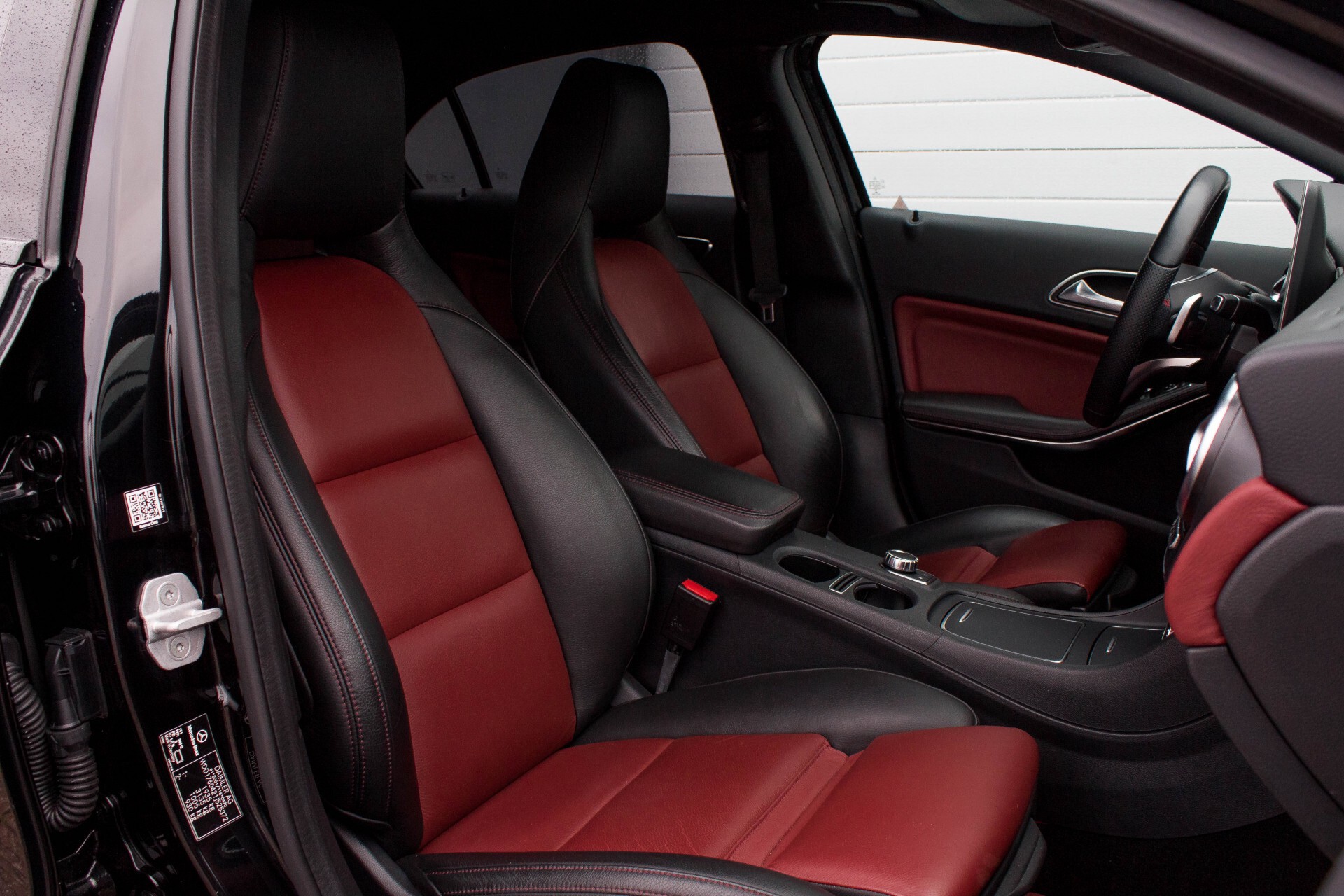 Mercedes-Benz A-Klasse 180 AMG Designoleder Night/Panorama/Camera Aut7 Foto 3