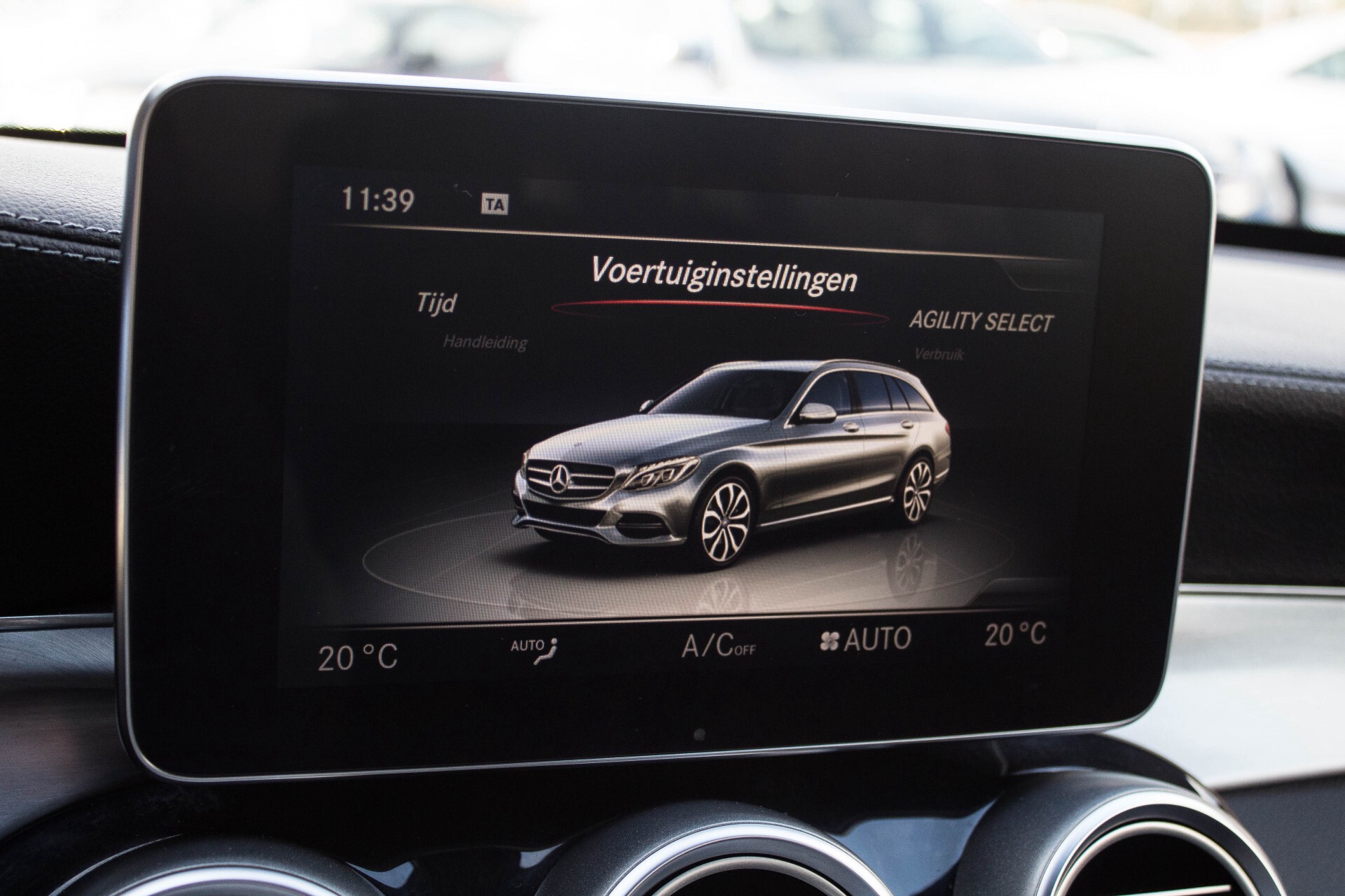 Mercedes-Benz C-Klasse Estate 250 Bluetec AMG Panorama/Distronic/Keyless/Head-Up/Burmester/Comand Aut7 Foto 13