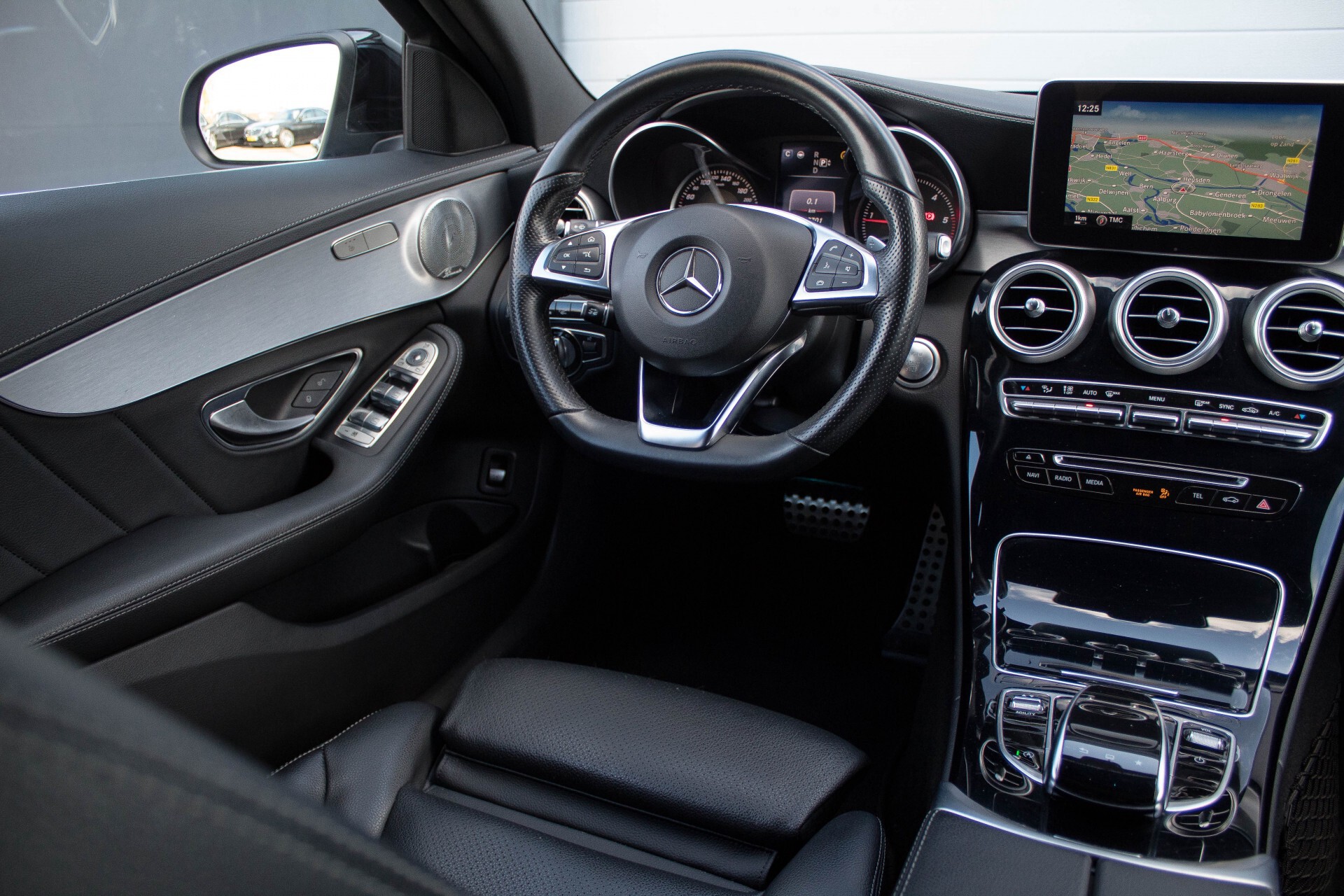 Mercedes-Benz C-Klasse Estate 250 Bluetec AMG Panorama/Distronic/Keyless/Head-Up/Burmester/Comand Aut7 Foto 6