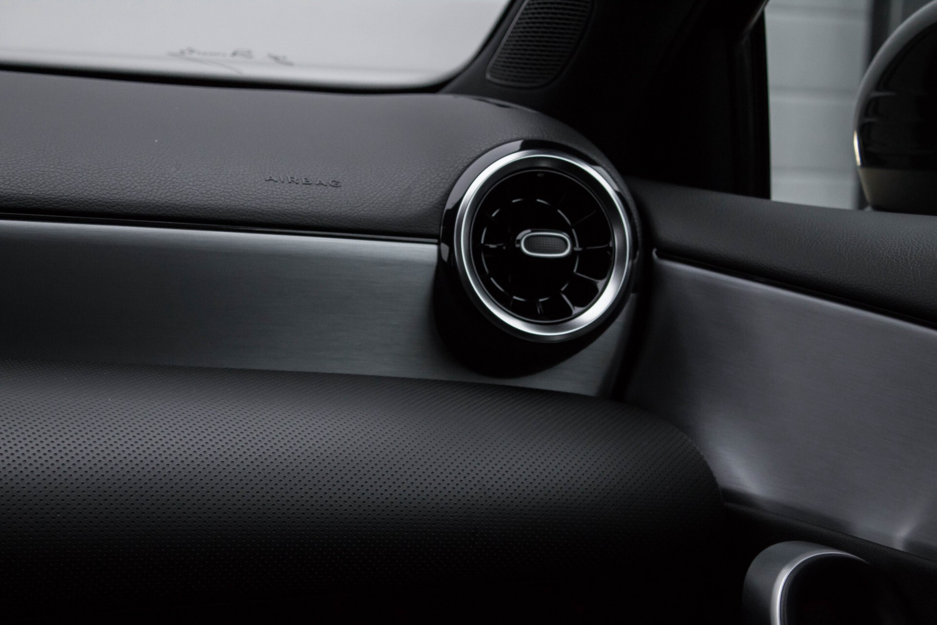 Mercedes-Benz A-Klasse 220 Progressive MBUX/Leder/Widescreen/Camera/Night/DAB+ Aut7 Foto 28