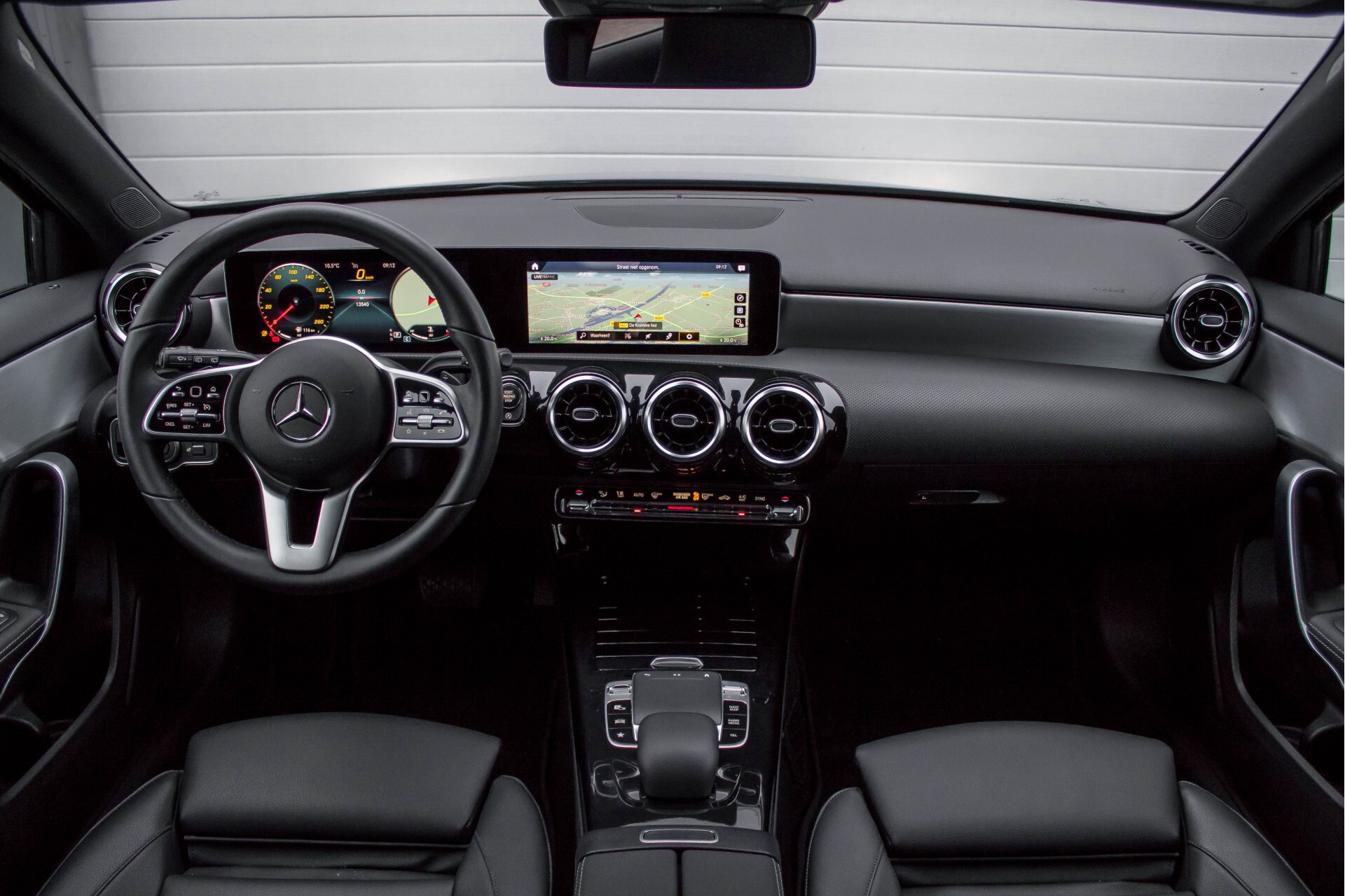 Mercedes-Benz A-Klasse 220 Progressive MBUX/Leder/Widescreen/Camera/Night/DAB+ Aut7 Foto 7