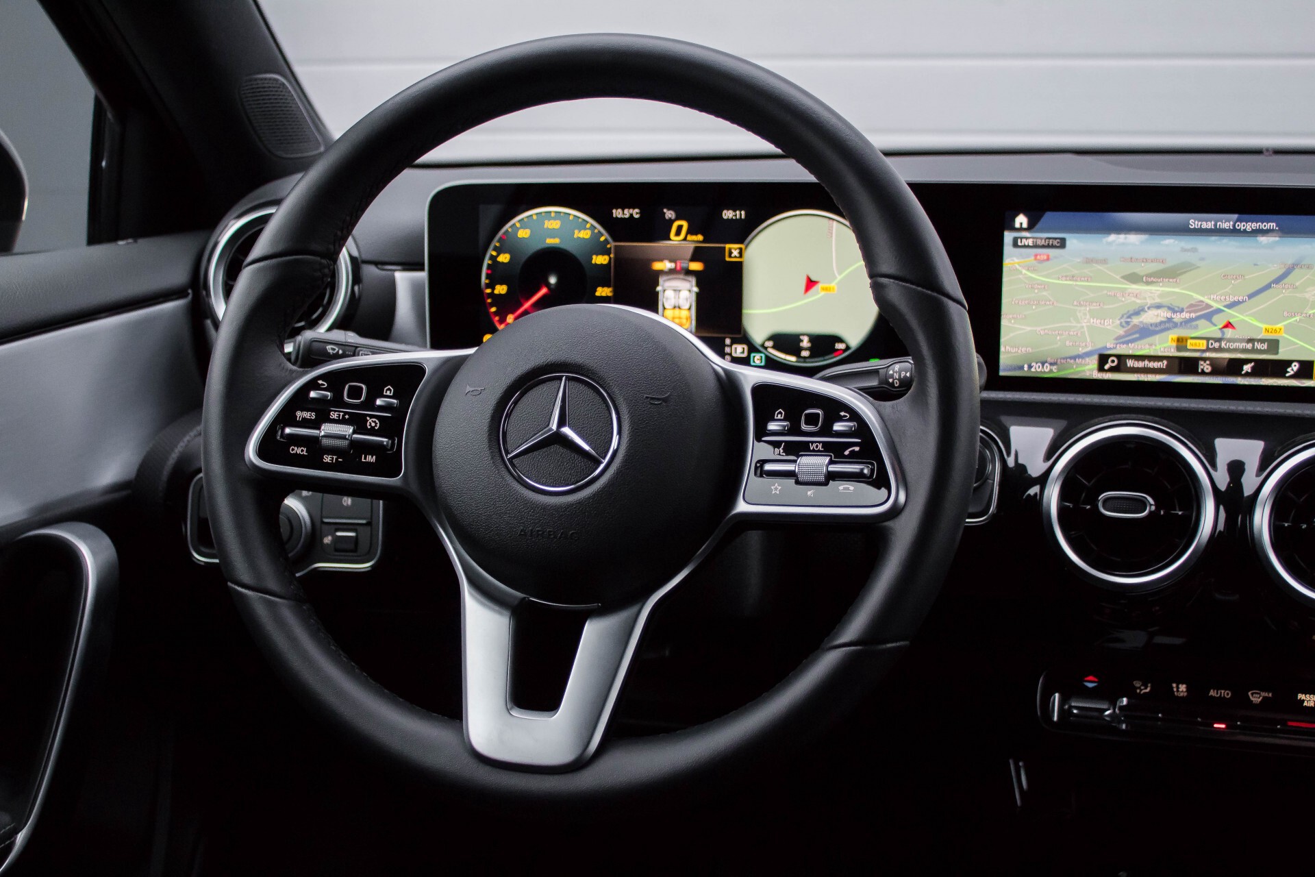 Mercedes-Benz A-Klasse 220 Progressive MBUX/Leder/Widescreen/Camera/Night/DAB+ Aut7 Foto 8