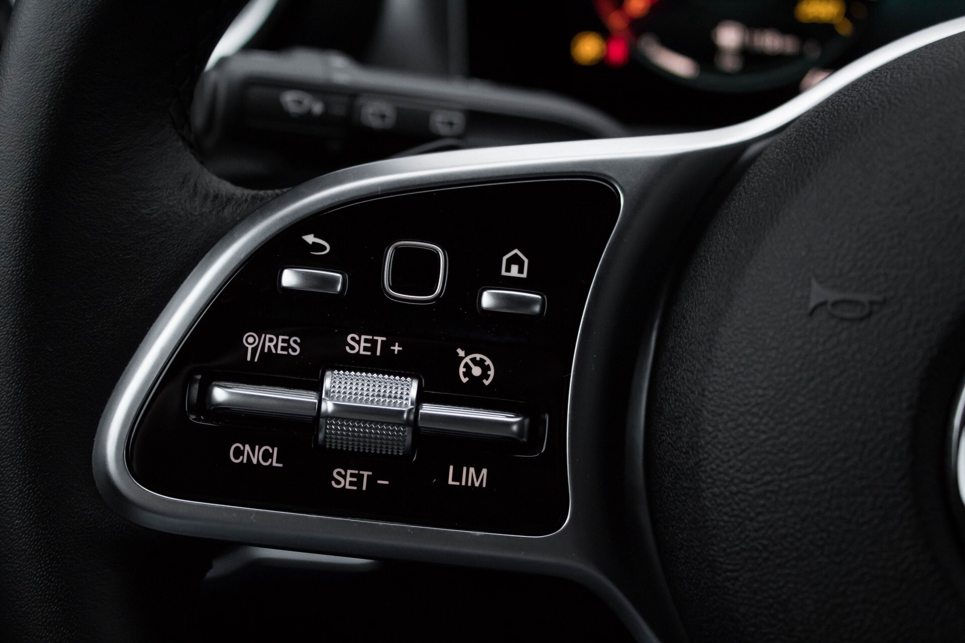 Mercedes-Benz A-Klasse 220 Progressive MBUX/Leder/Widescreen/Camera/Night/DAB+ Aut7 Foto 9