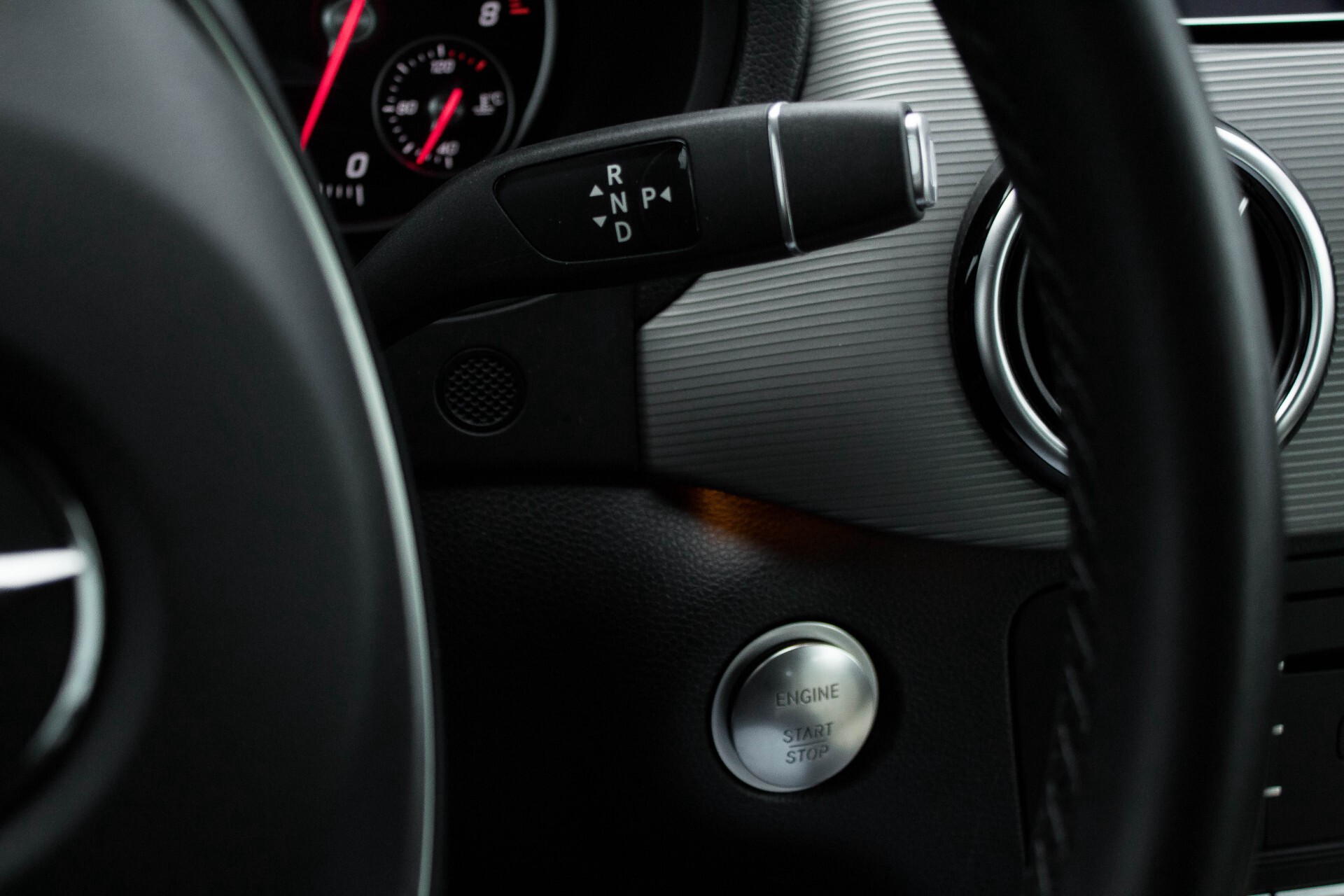 Mercedes-Benz B-Klasse 180 Style Leder/Navi/Keyless/Verwarmde Stln Aut7 Foto 13