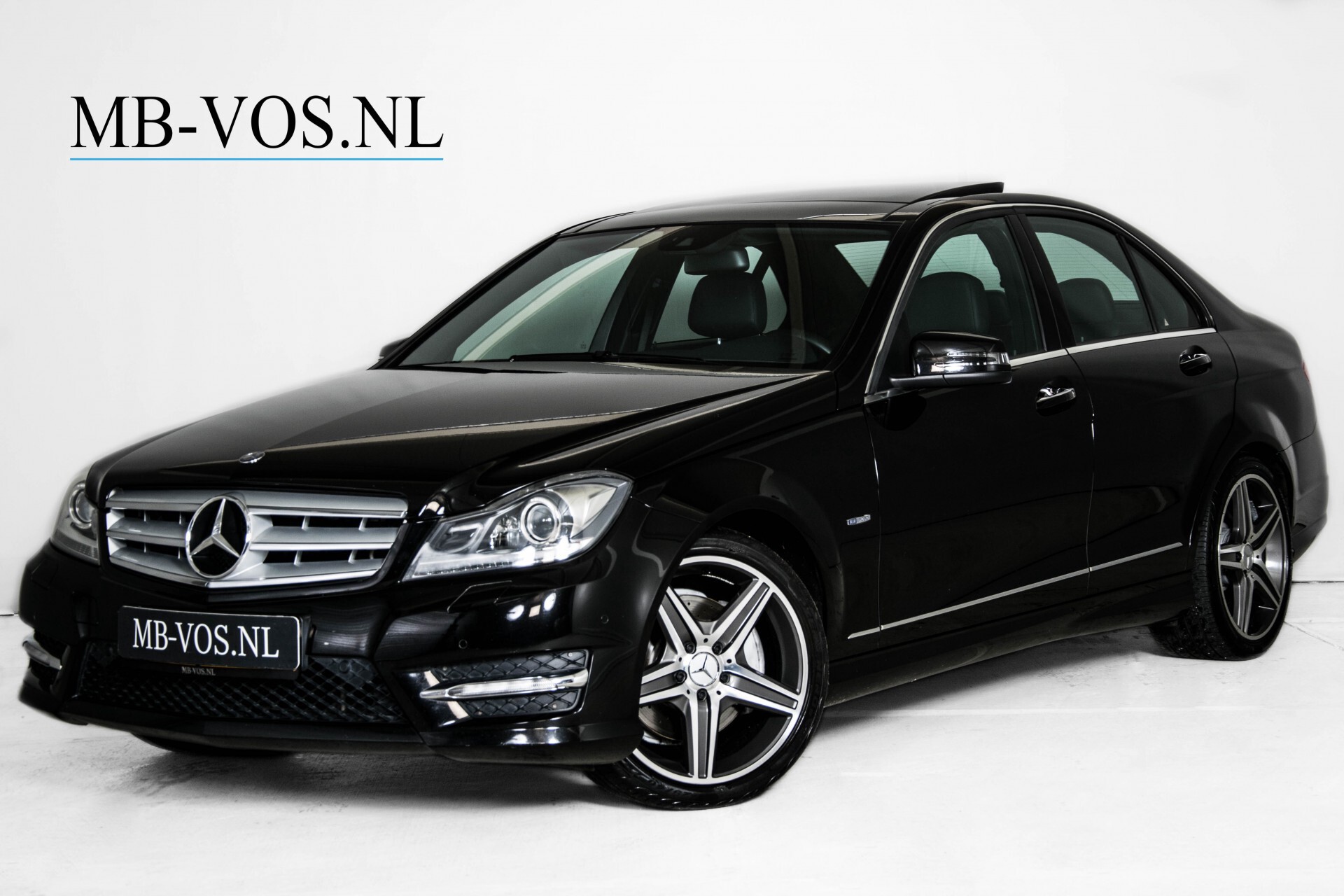 Mercedes-Benz C-Klasse 350 4-M AMG Panorama/Keyless/Harman-Kardon/Standkachel/Memory Aut7 Foto 1
