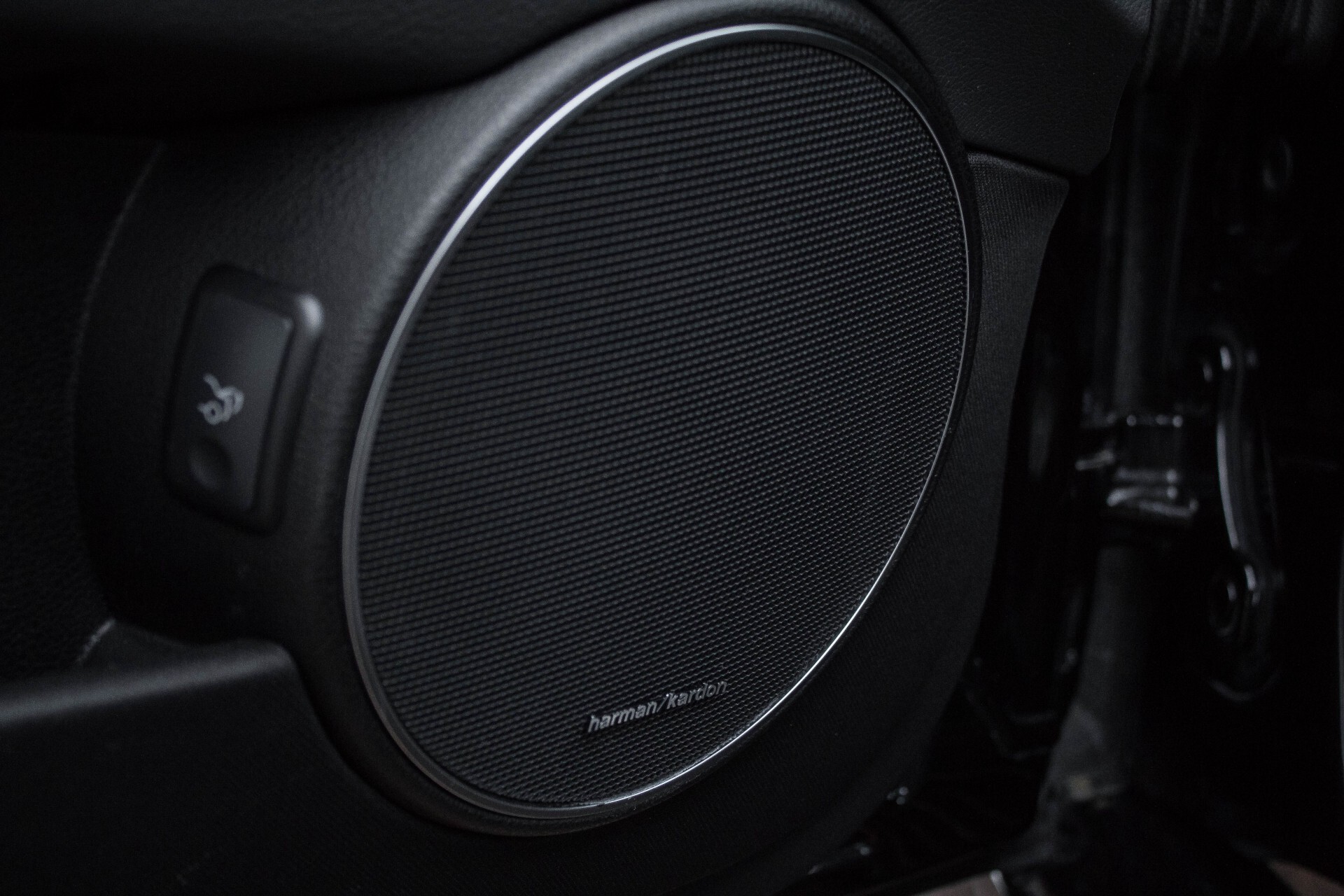 Mercedes-Benz C-Klasse 350 4-M AMG Panorama/Keyless/Harman-Kardon/Standkachel/Memory Aut7 Foto 29