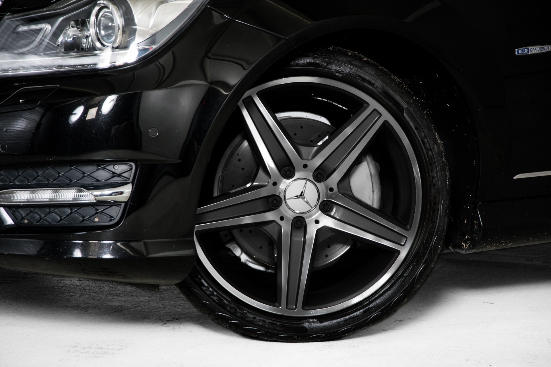 Mercedes-Benz C-Klasse 350 4-M AMG Panorama/Keyless/Harman-Kardon/Standkachel/Memory Aut7 Foto 37