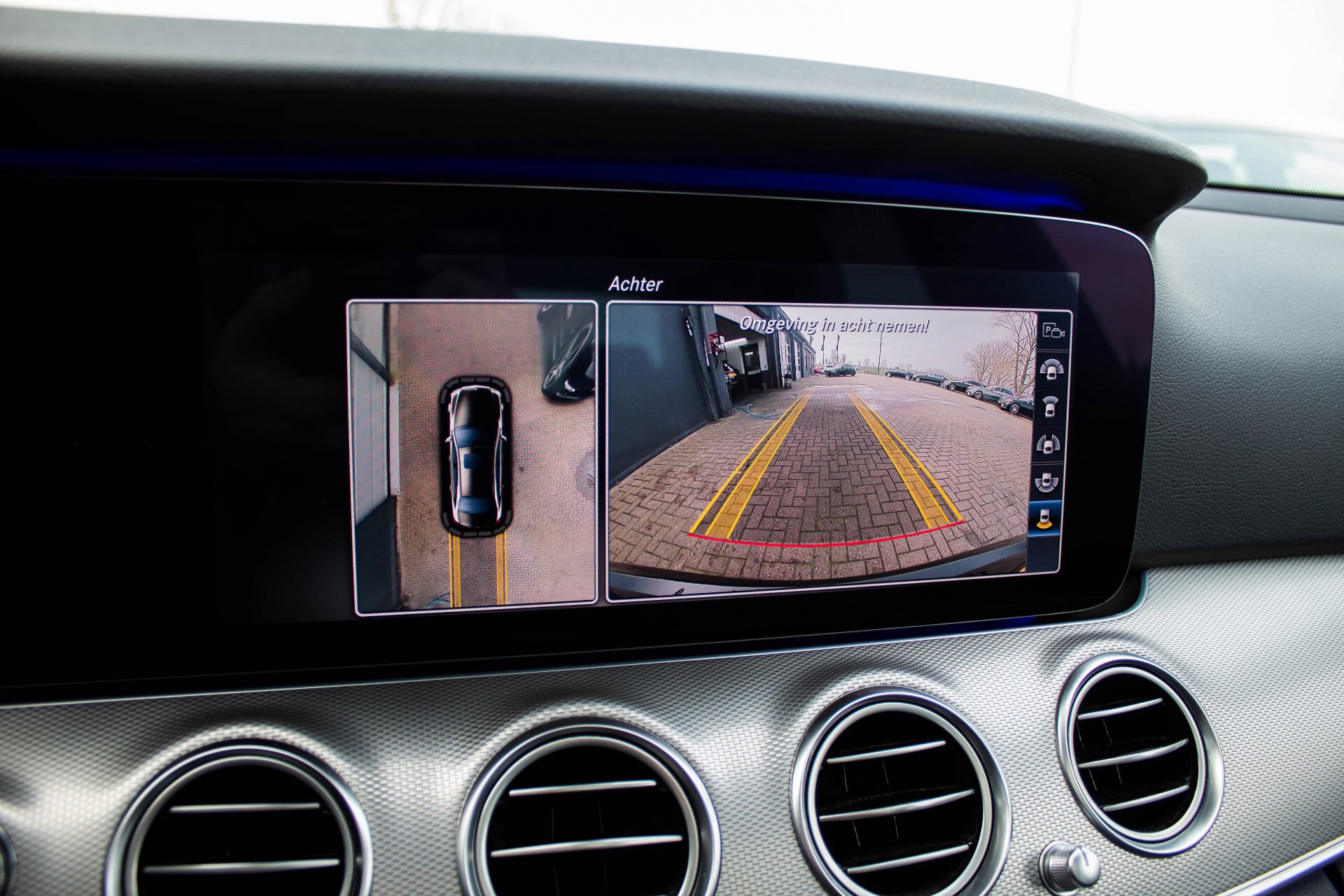 Mercedes-Benz E-Klasse 350 d AMG Luchtvering/Panorama/Distronic/Keyless/Widescreen/Burmester/Memory Aut9 Foto 15