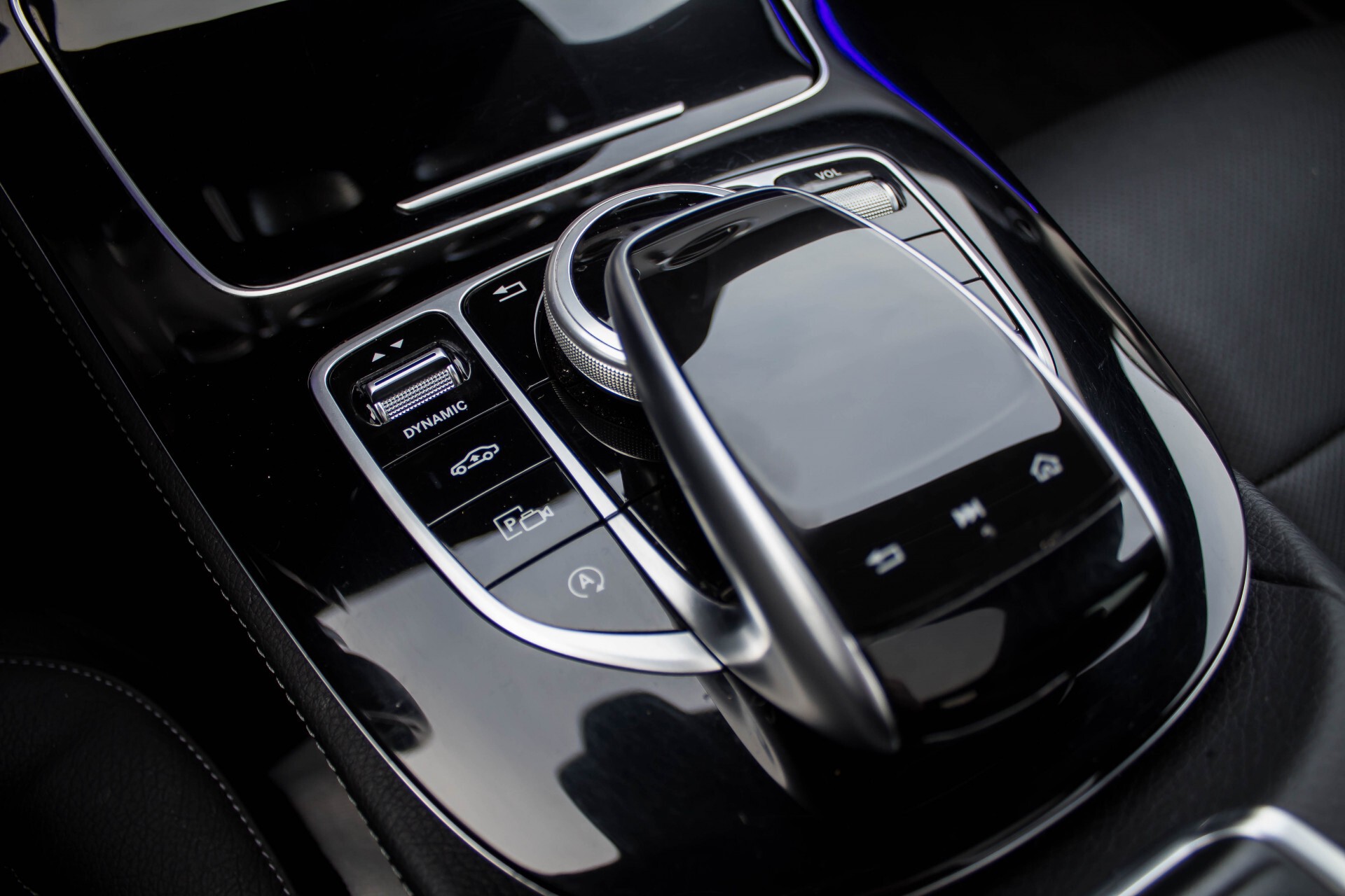 Mercedes-Benz E-Klasse 350 d AMG Luchtvering/Panorama/Distronic/Keyless/Widescreen/Burmester/Memory Aut9 Foto 20