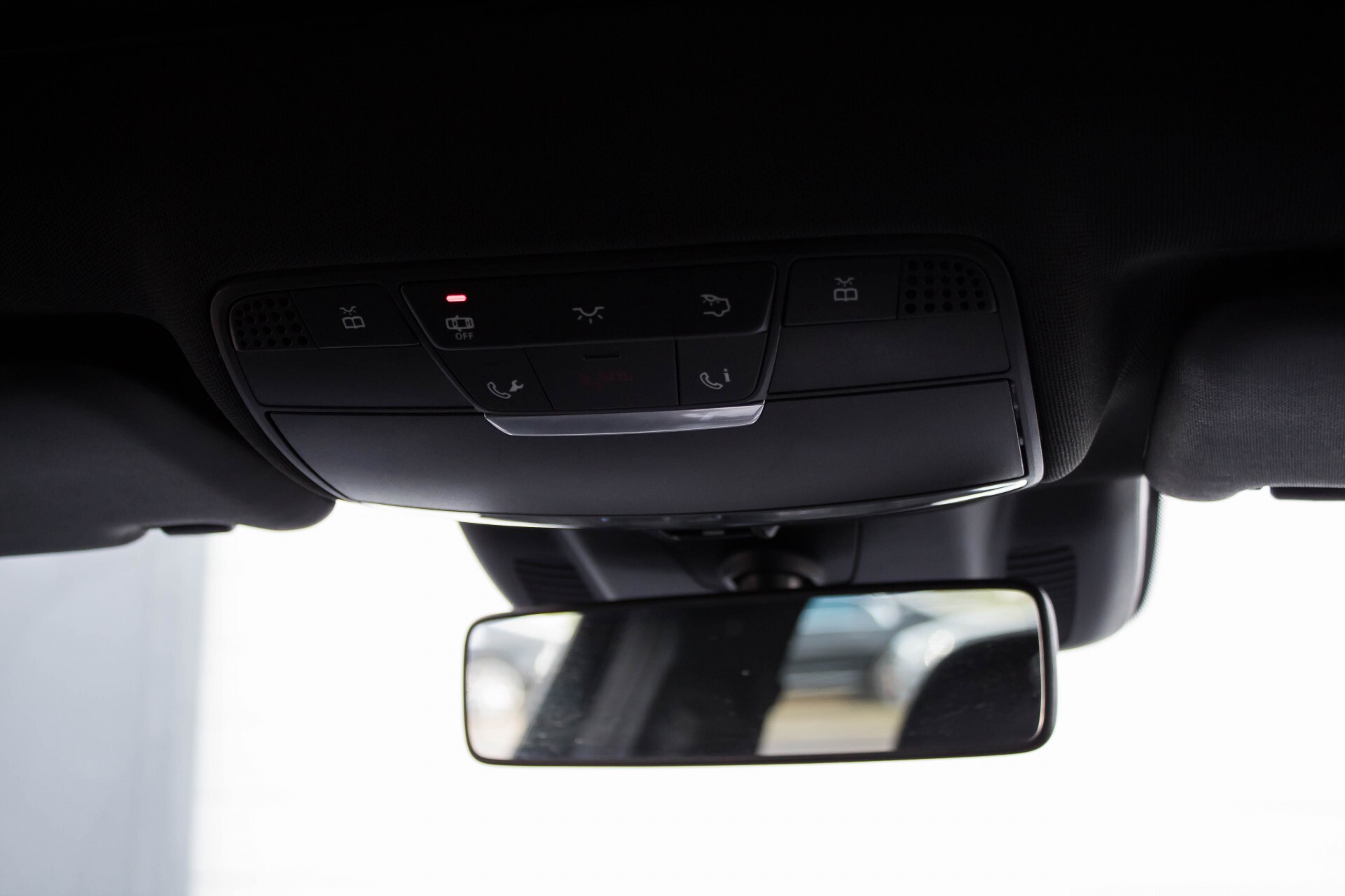 Mercedes-Benz E-Klasse 350 d AMG Luchtvering/Panorama/Distronic/Keyless/Widescreen/Burmester/Memory Aut9 Foto 34