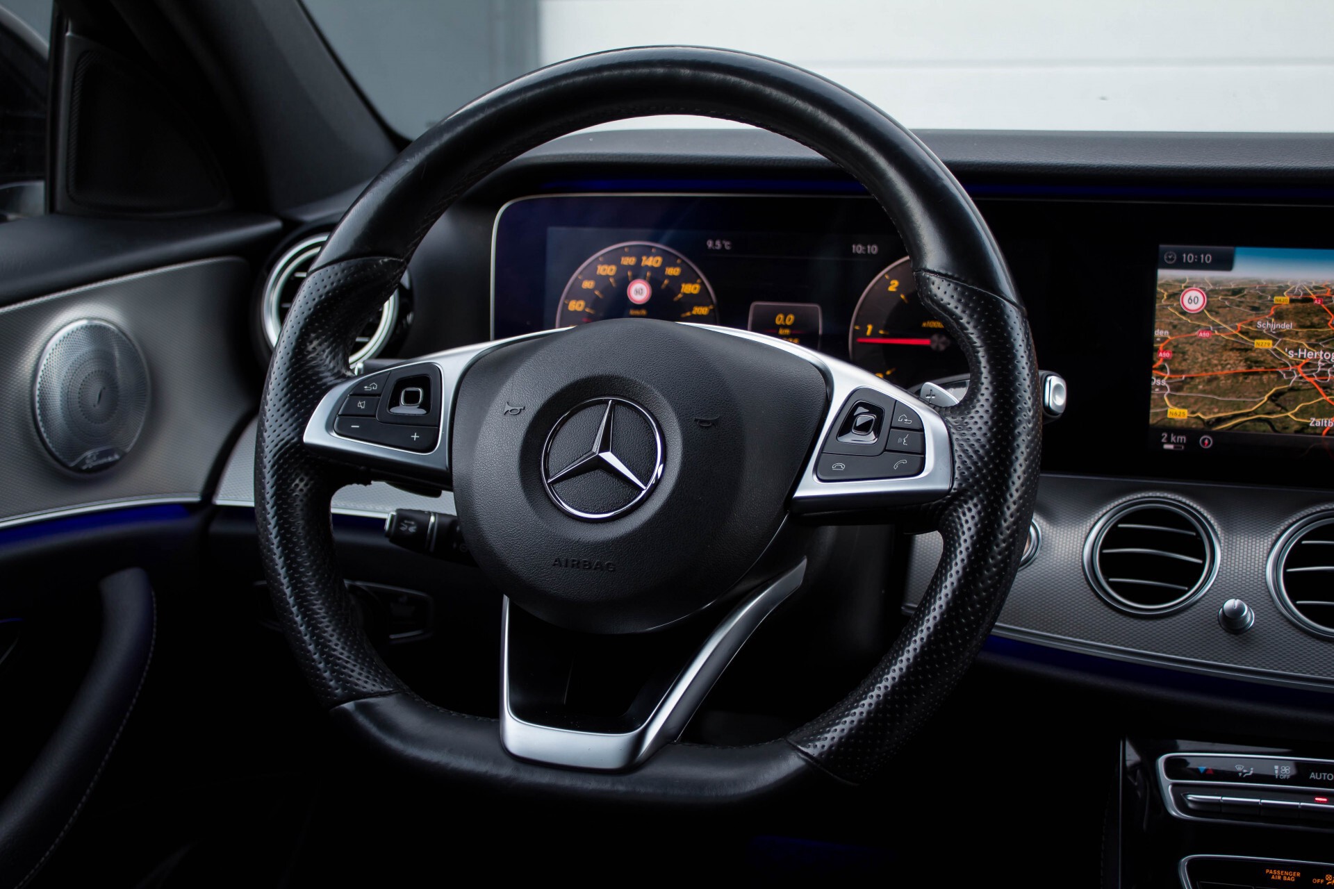 Mercedes-Benz E-Klasse 350 d AMG Luchtvering/Panorama/Distronic/Keyless/Widescreen/Burmester/Memory Aut9 Foto 8