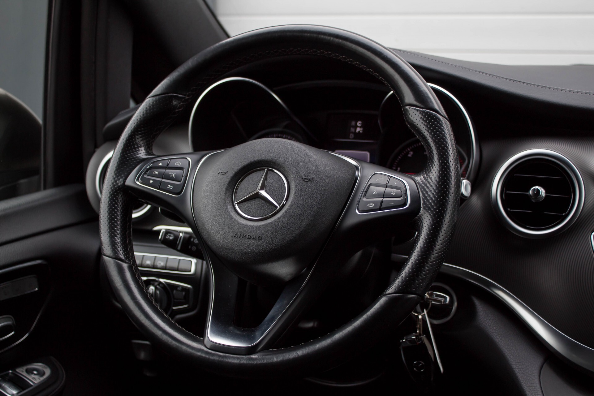 Mercedes-Benz V-Klasse 250d 4-M XL DC Avantgarde Edition Full Options Aut7 Foto 8