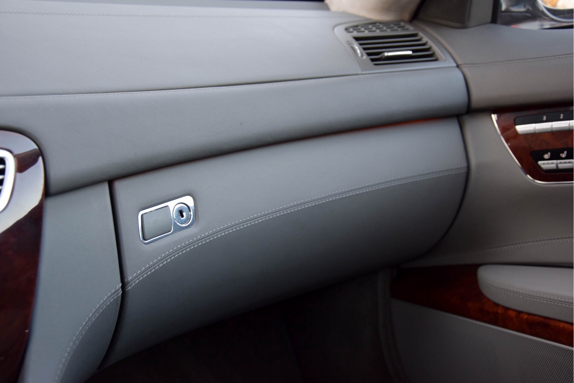 Mercedes-Benz CL-Klasse 500 Aut7 63 AMG Full options Foto 20