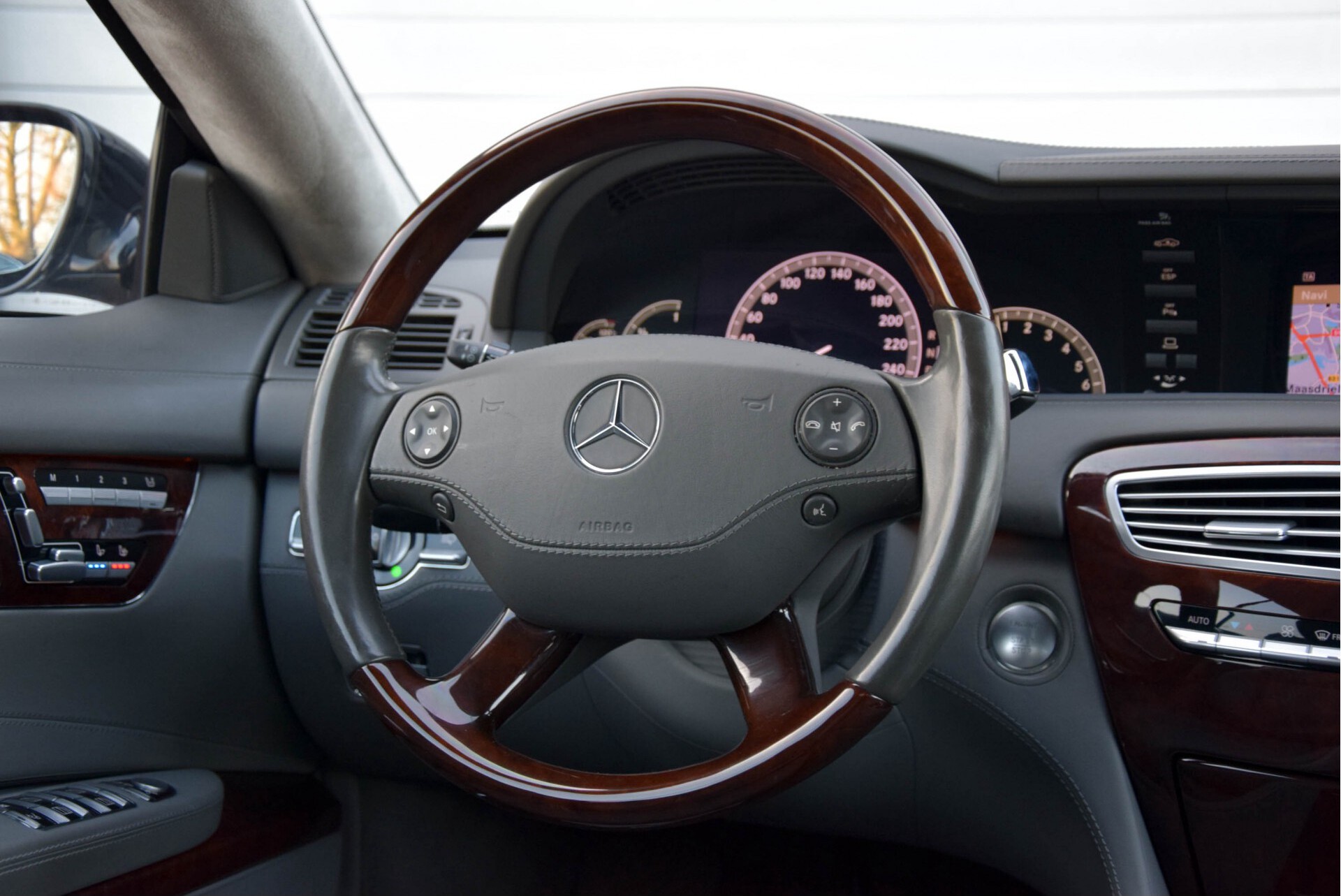 Mercedes-Benz CL-Klasse 500 Aut7 63 AMG Full options Foto 6