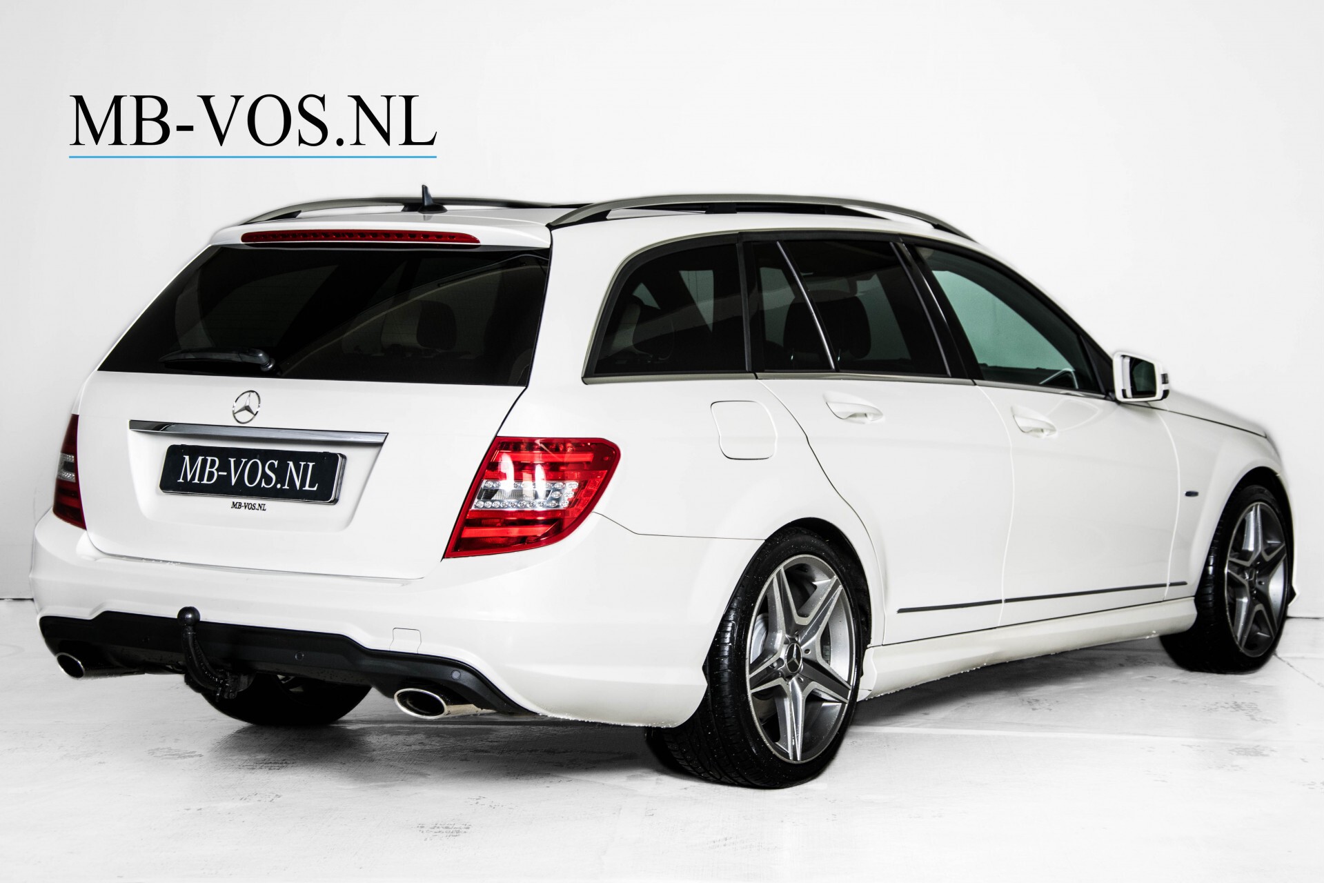 Mercedes-Benz C-Klasse Estate 350 AMG Panorama Designo lak+leder Aut7 Foto 2