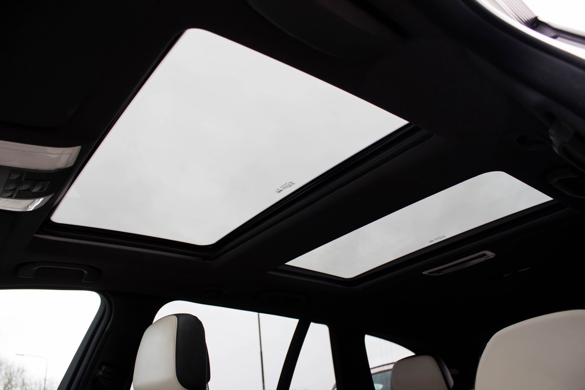 Mercedes-Benz C-Klasse Estate 350 AMG Panorama Designo lak+leder Aut7 Foto 34