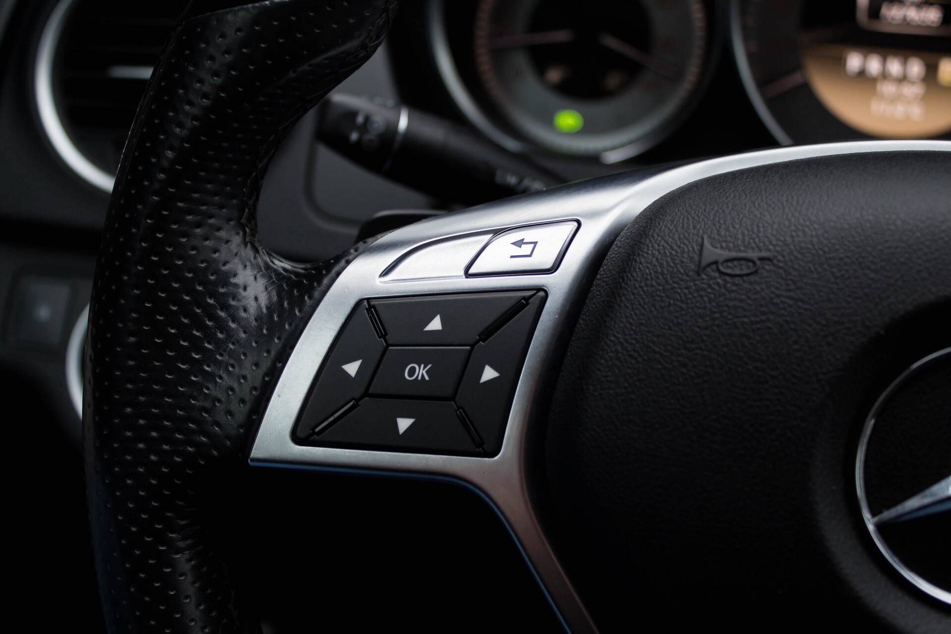 Mercedes-Benz C-Klasse Estate 350 AMG Panorama Designo lak+leder Aut7 Foto 9