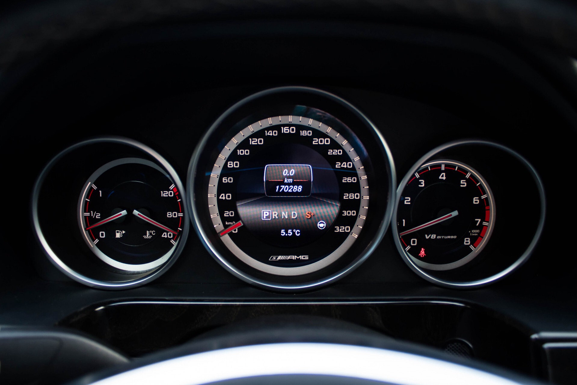 Mercedes-Benz E-Klasse 63 AMG S 4-M Panorama/Distronic/Keyless/Harman-Kardon/V-Max Aut7 Foto 11