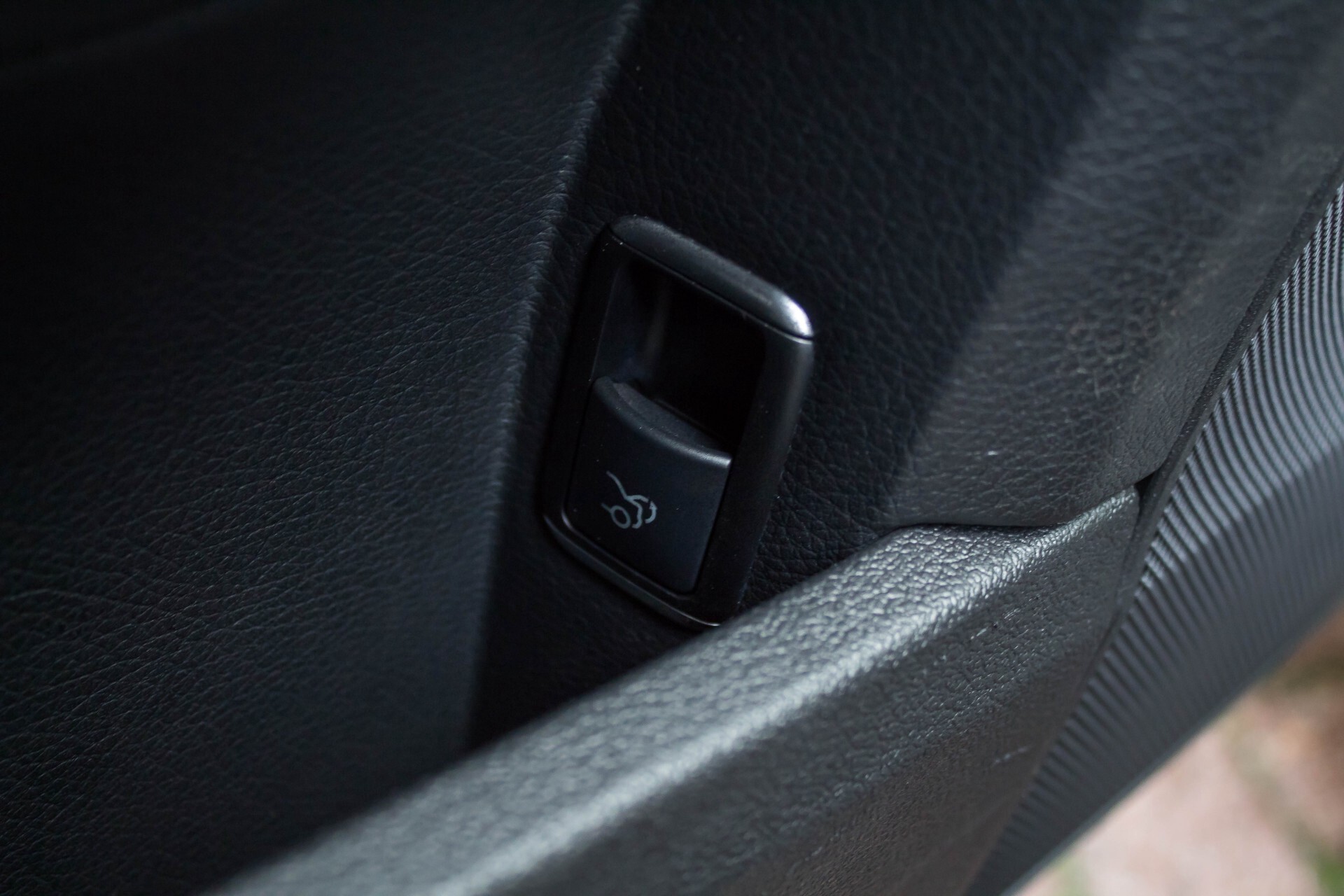 Mercedes-Benz E-Klasse 63 AMG S 4-M Panorama/Distronic/Keyless/Harman-Kardon/V-Max Aut7 Foto 24