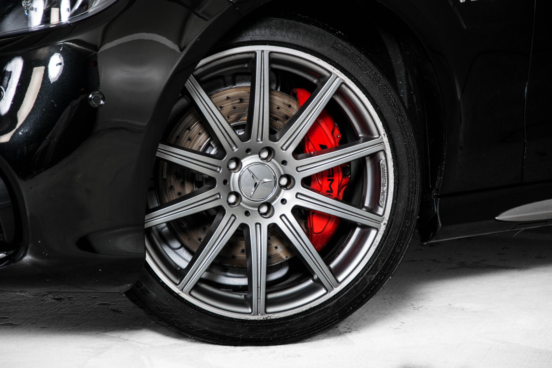 Mercedes-Benz E-Klasse 63 AMG S 4-M Panorama/Distronic/Keyless/Harman-Kardon/V-Max Aut7 Foto 42