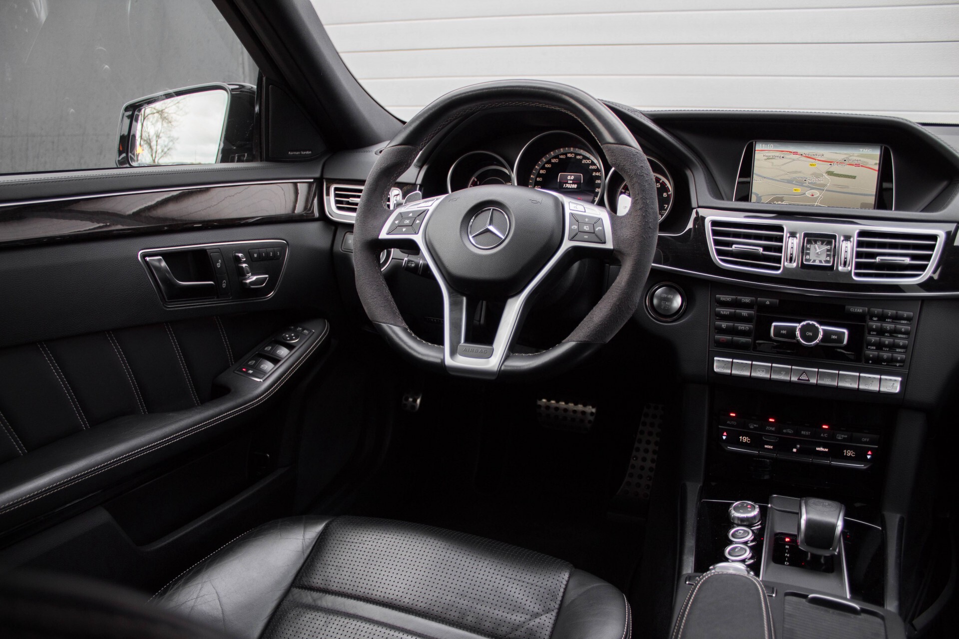Mercedes-Benz E-Klasse 63 AMG S 4-M Panorama/Distronic/Keyless/Harman-Kardon/V-Max Aut7 Foto 6