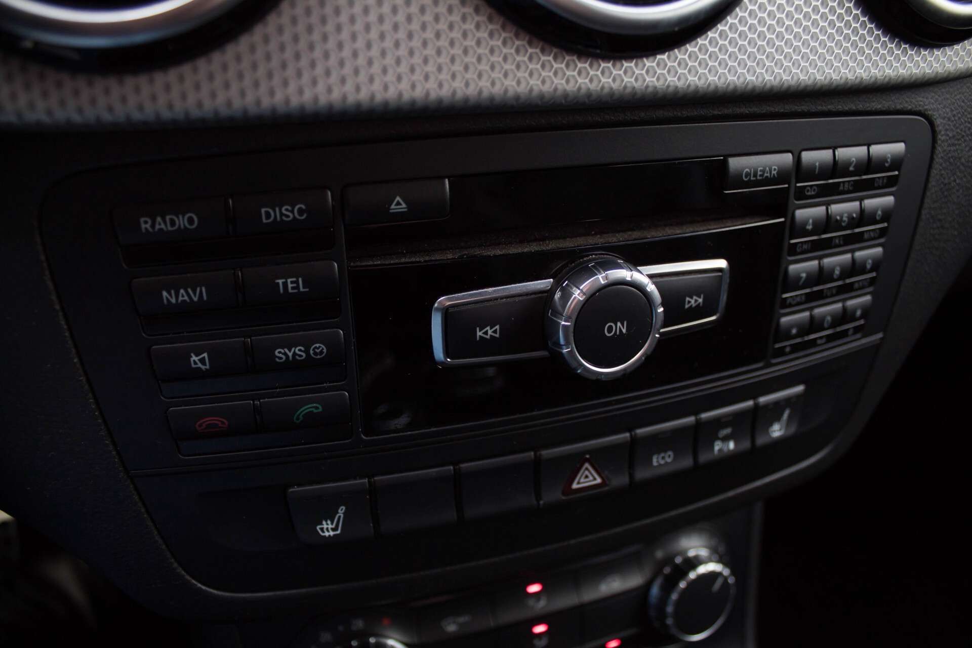 Mercedes-Benz B-Klasse 200 Sport Navi/Bi-xenon/Wegklapbare trekhaak Foto 17