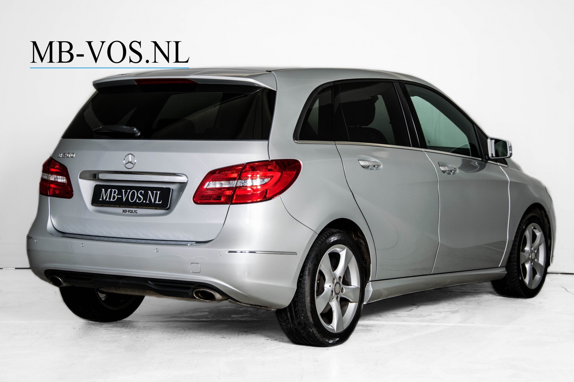 Mercedes-Benz B-Klasse 200 Sport Navi/Bi-xenon/Wegklapbare trekhaak Foto 2