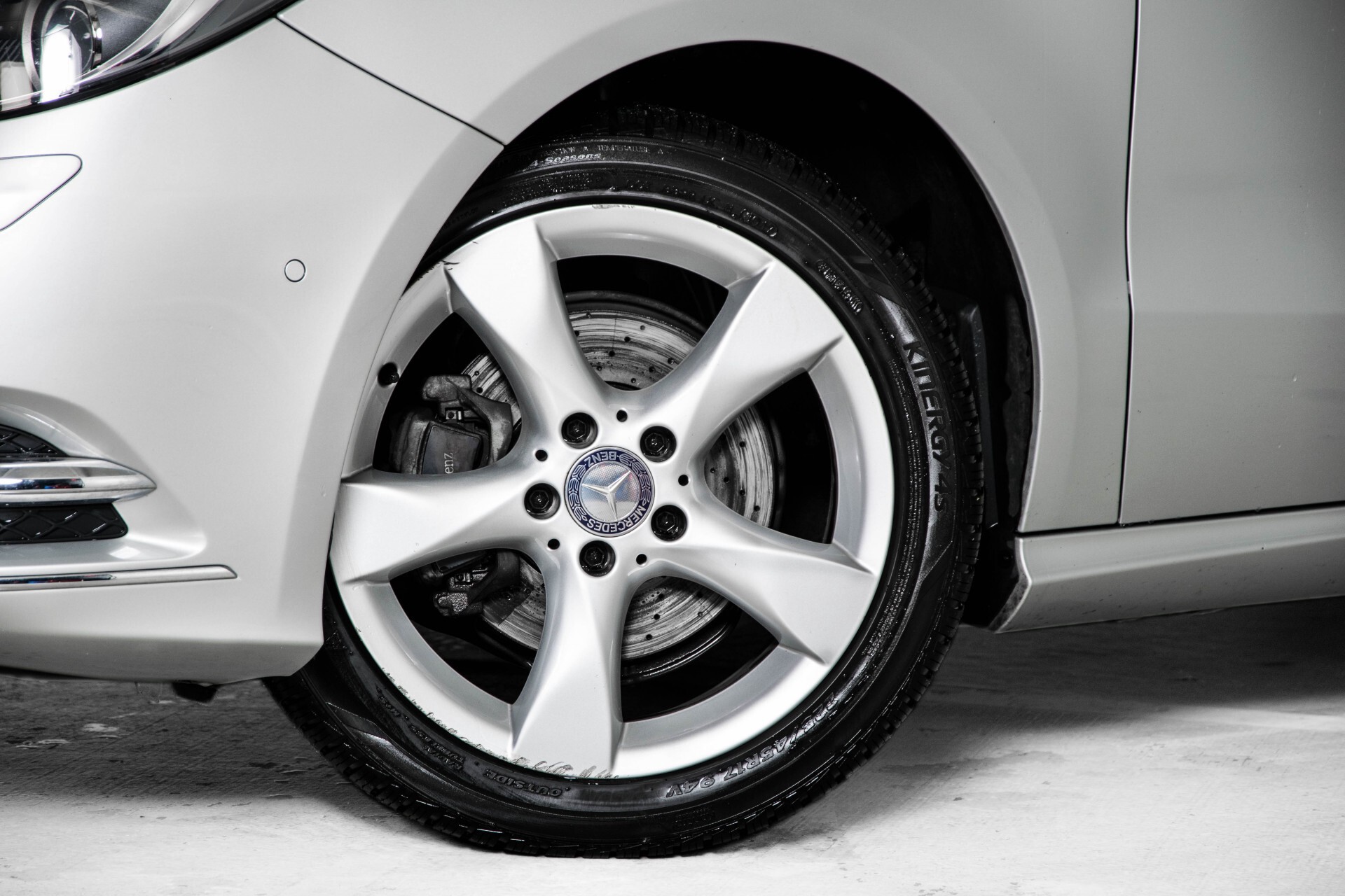 Mercedes-Benz B-Klasse 200 Sport Navi/Bi-xenon/Wegklapbare trekhaak Foto 34