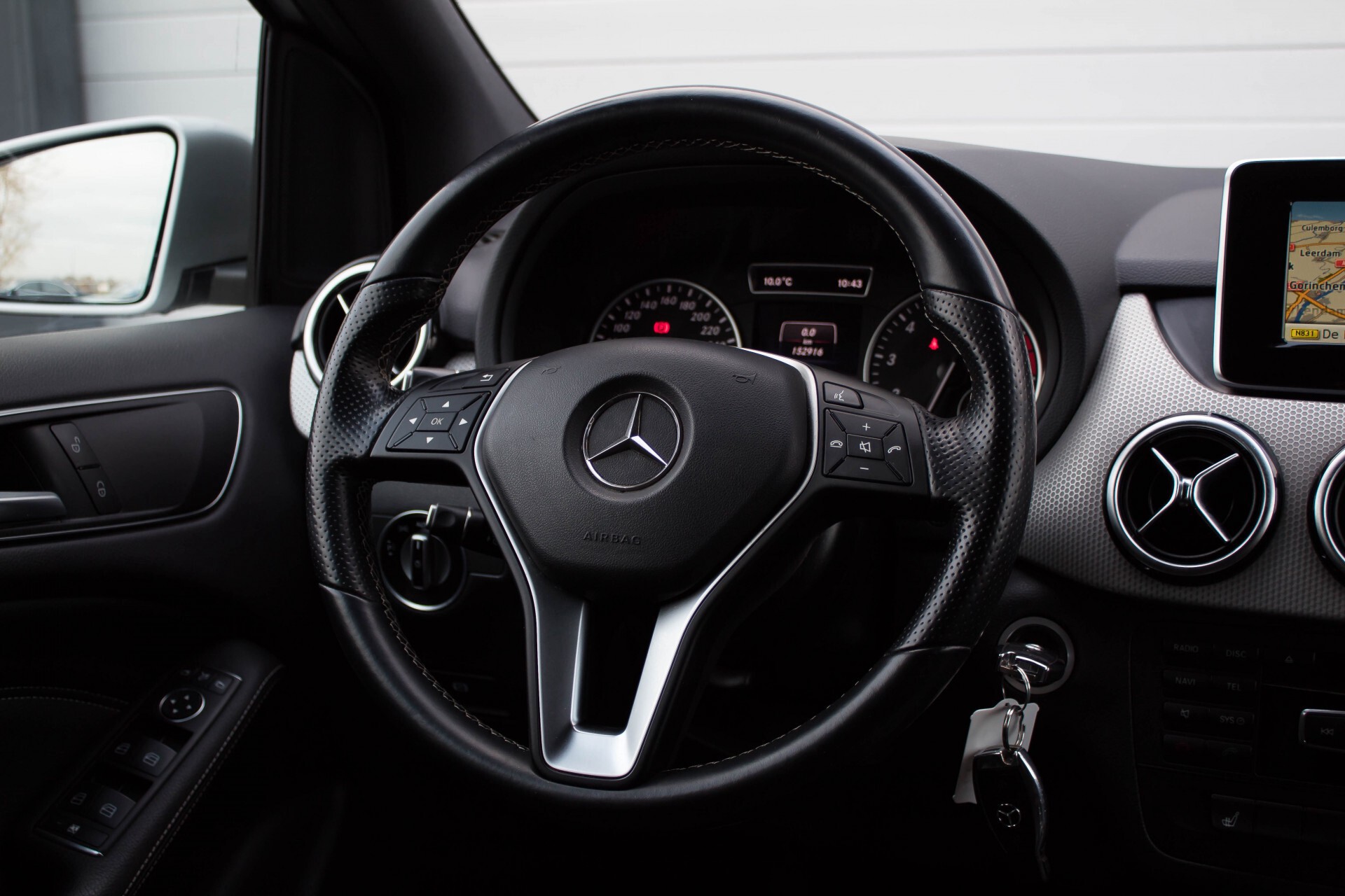 Mercedes-Benz B-Klasse 200 Sport Navi/Bi-xenon/Wegklapbare trekhaak Foto 9