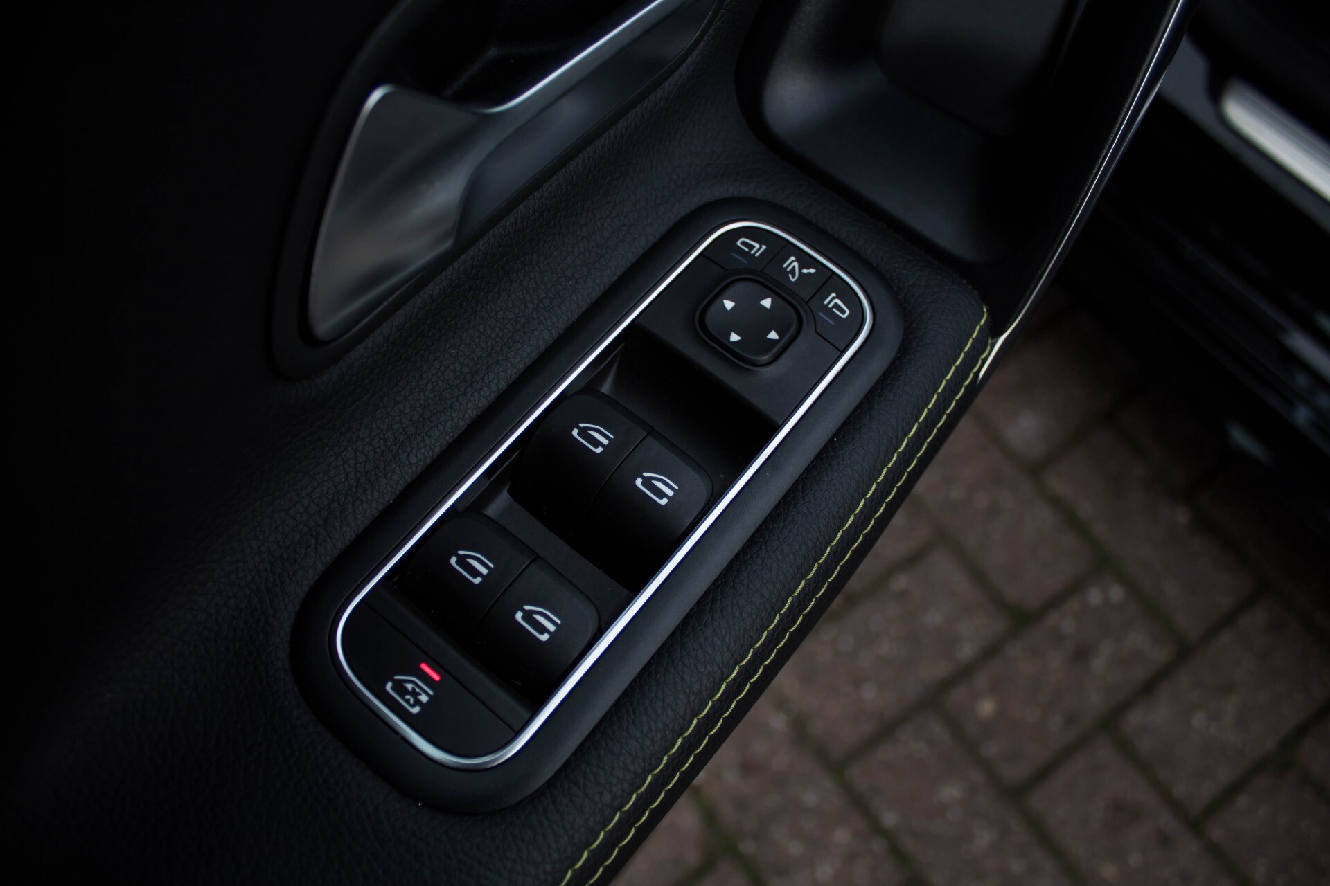 Mercedes-Benz A-Klasse 250 AMG Edition 1 Panorama Burmester Night Aut7 Foto 23