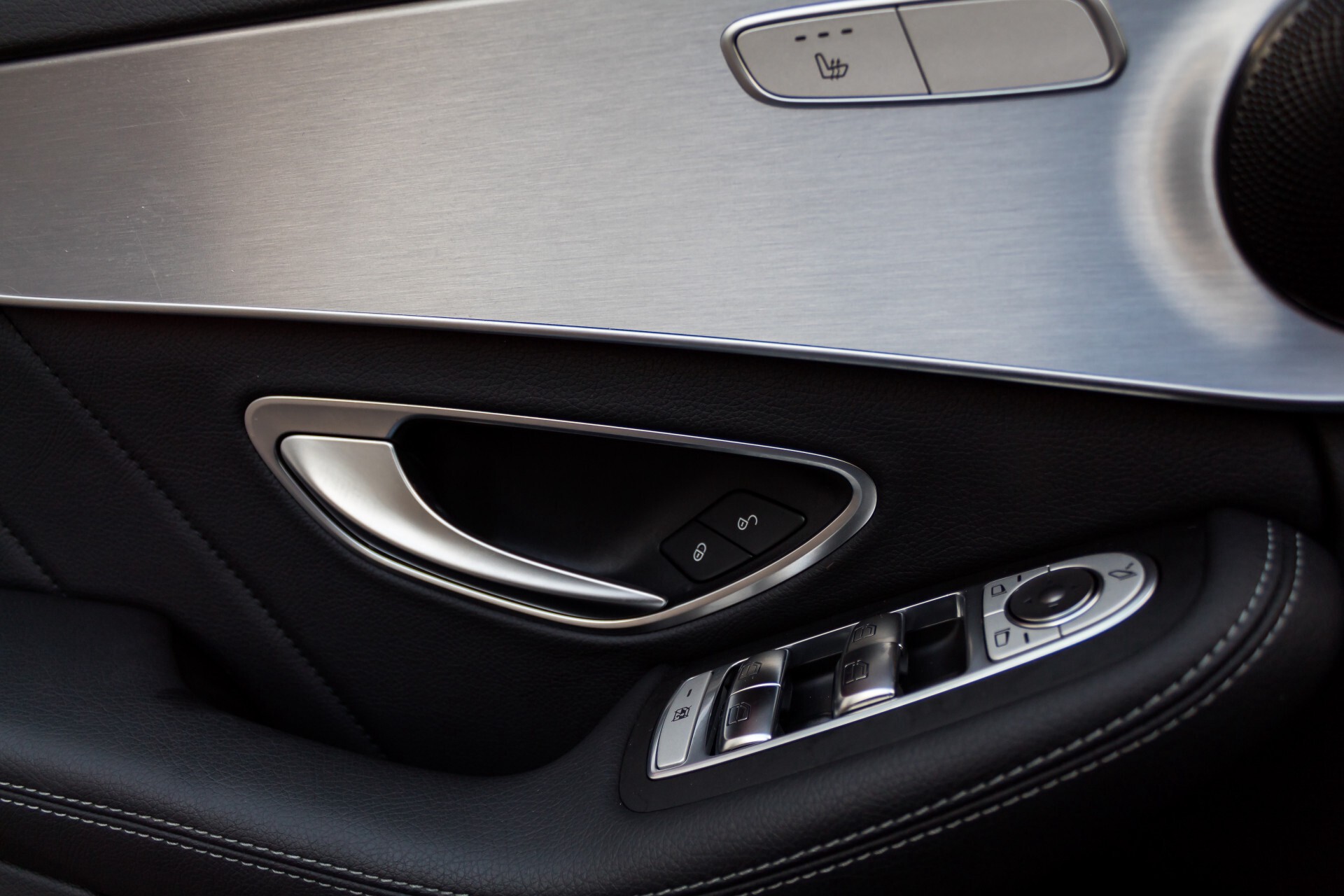 Mercedes-Benz C-Klasse 180 AMG Schuifdak/DAB/MultibeamLight/Infotainment/Assistentie Aut9 Foto 26