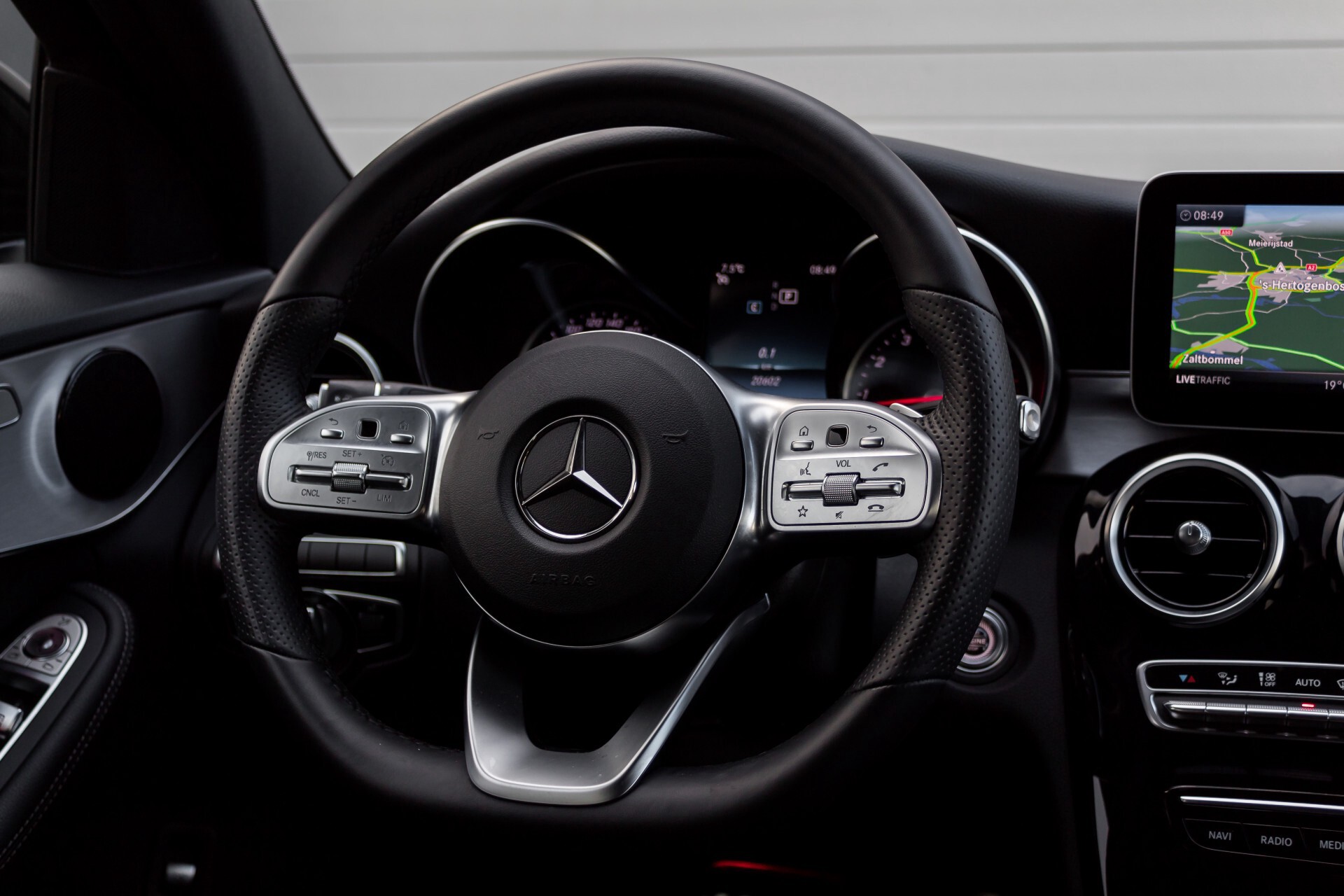 Mercedes-Benz C-Klasse 180 AMG Schuifdak/DAB/MultibeamLight/Infotainment/Assistentie Aut9 Foto 8