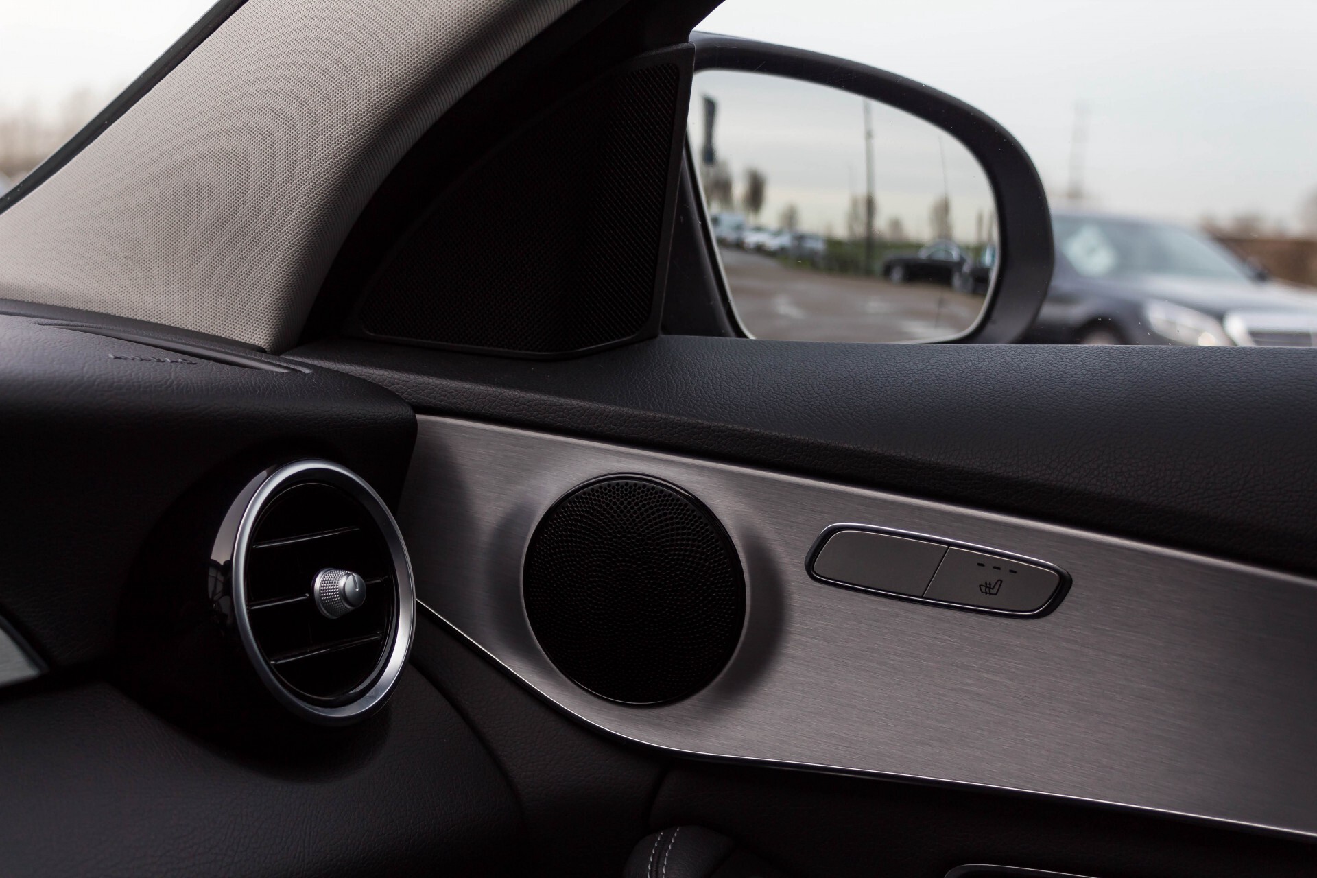 Mercedes-Benz C-Klasse 180 Avantgarde Schuifdak/ILS/Dodehoekassist/18" Aut9 Foto 28