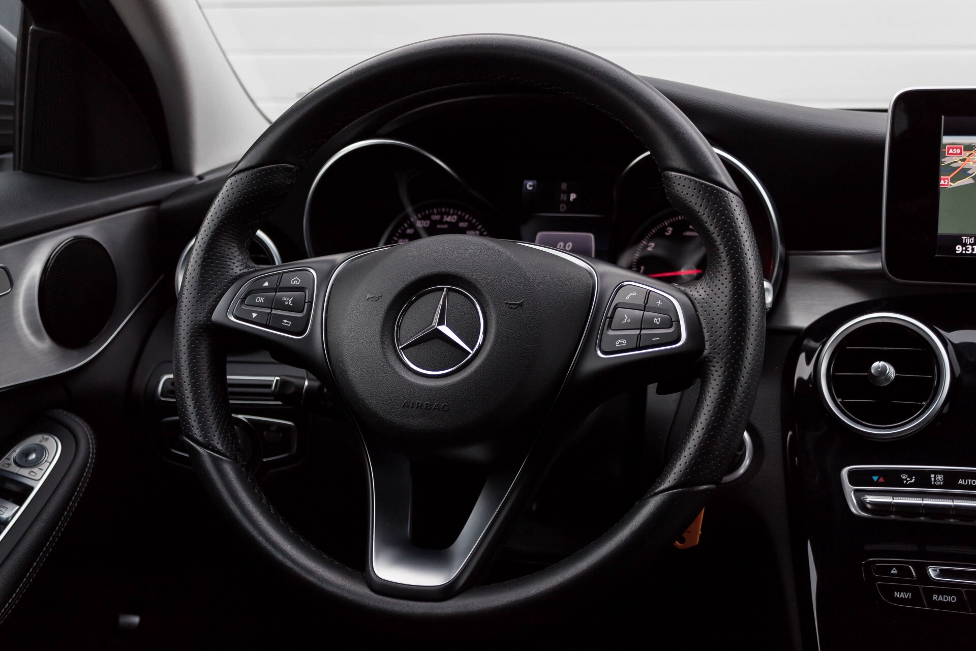 Mercedes-Benz C-Klasse 180 Avantgarde Schuifdak/ILS/Dodehoekassist/18" Aut9 Foto 8