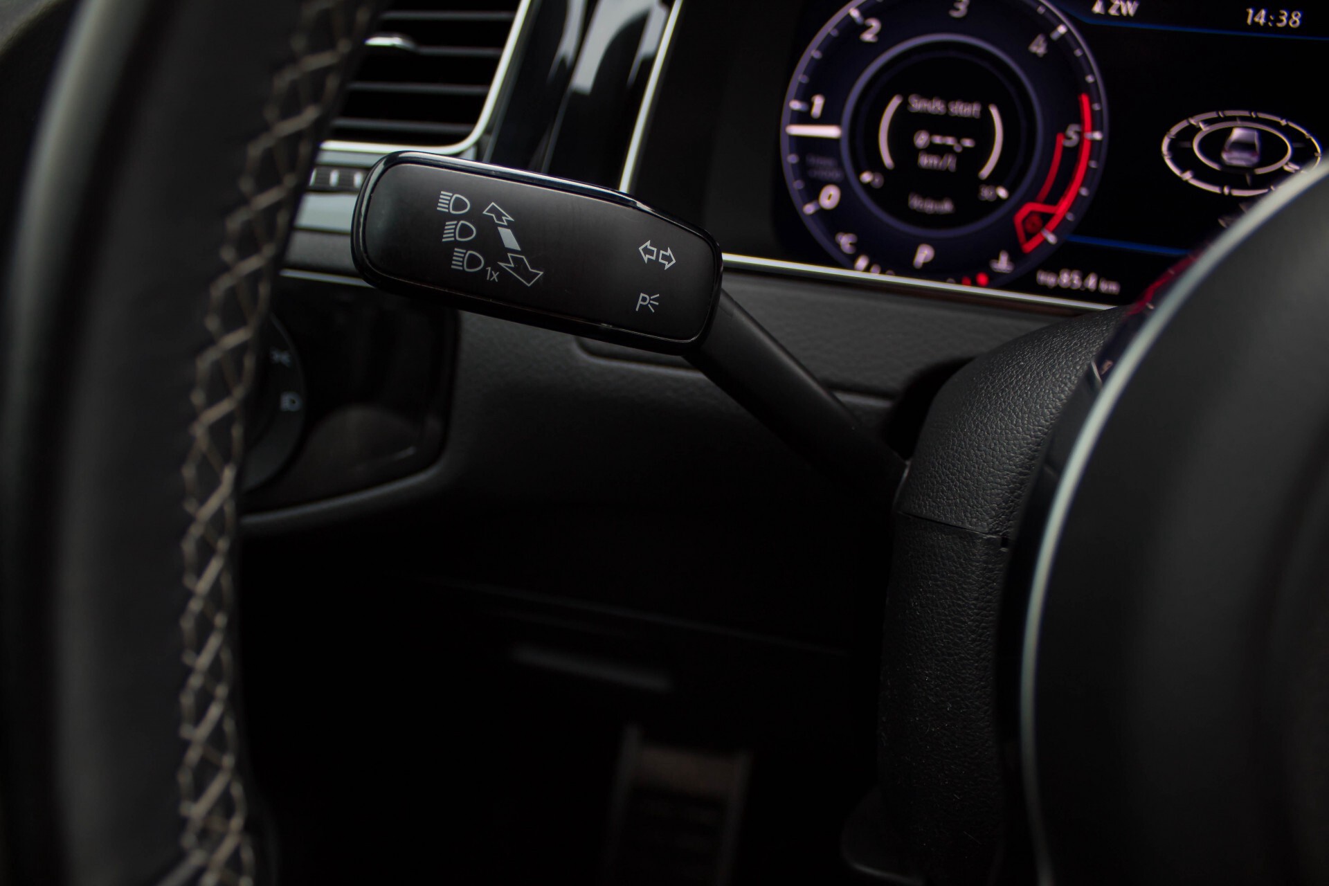 Volkswagen Golf 2.0 TDI GTD Facelift Panorama FULL OPTIONS DSG7 Foto 10