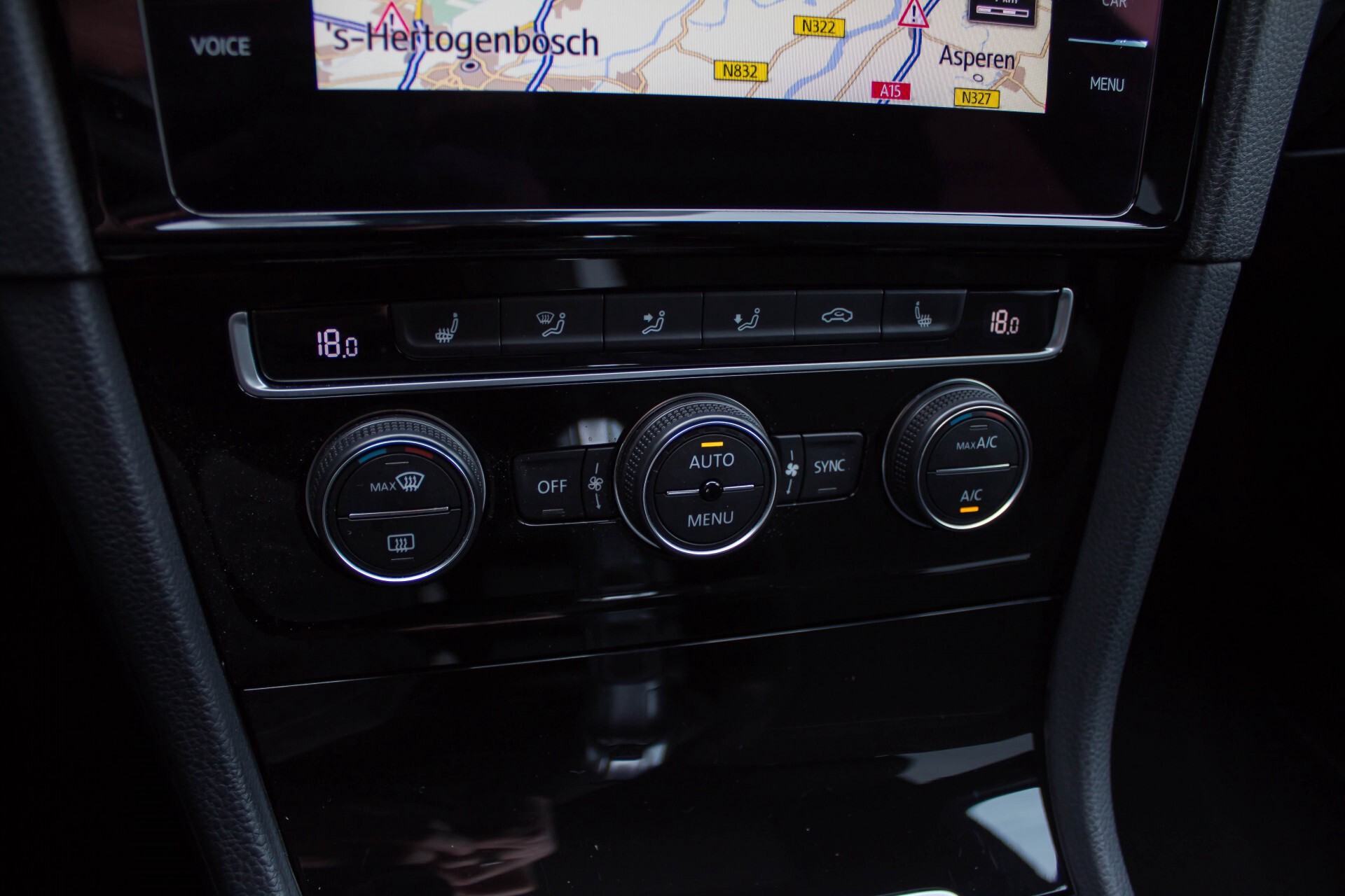 Volkswagen Golf 2.0 TDI GTD Facelift Panorama FULL OPTIONS DSG7 Foto 18