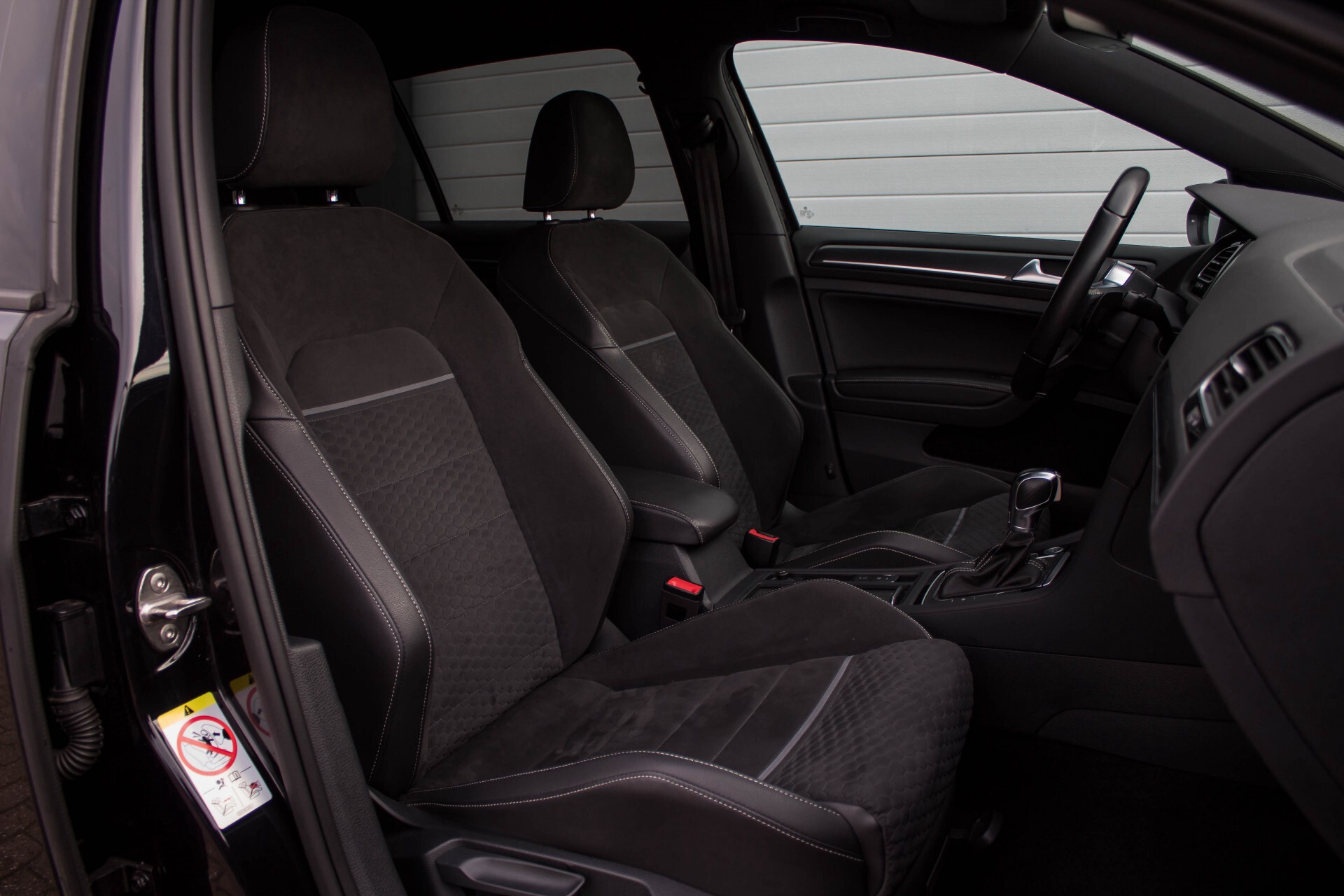 Volkswagen Golf 2.0 TDI GTD Facelift Panorama FULL OPTIONS DSG7 Foto 3