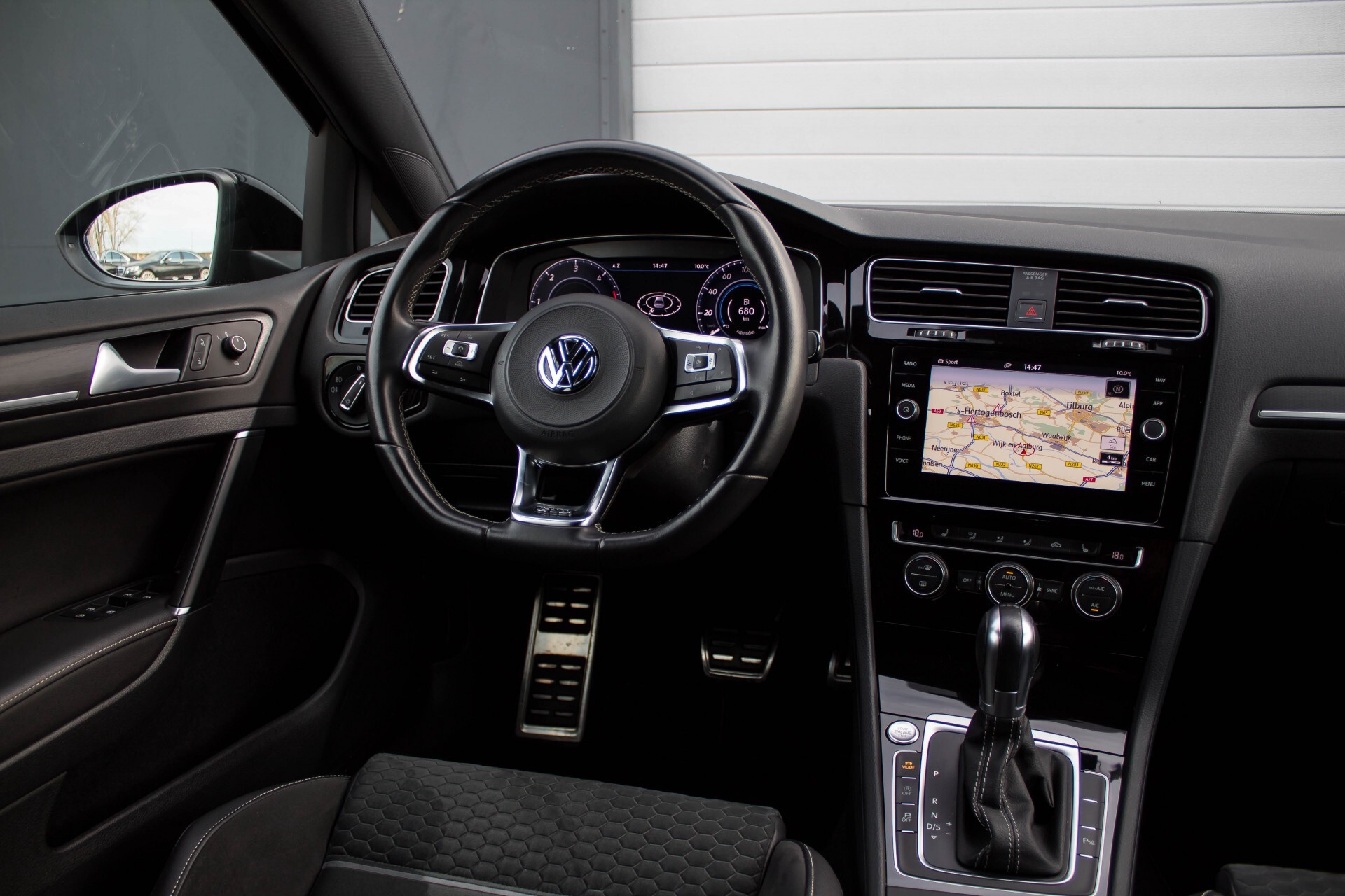 Volkswagen Golf 2.0 TDI GTD Facelift Panorama FULL OPTIONS DSG7 Foto 7